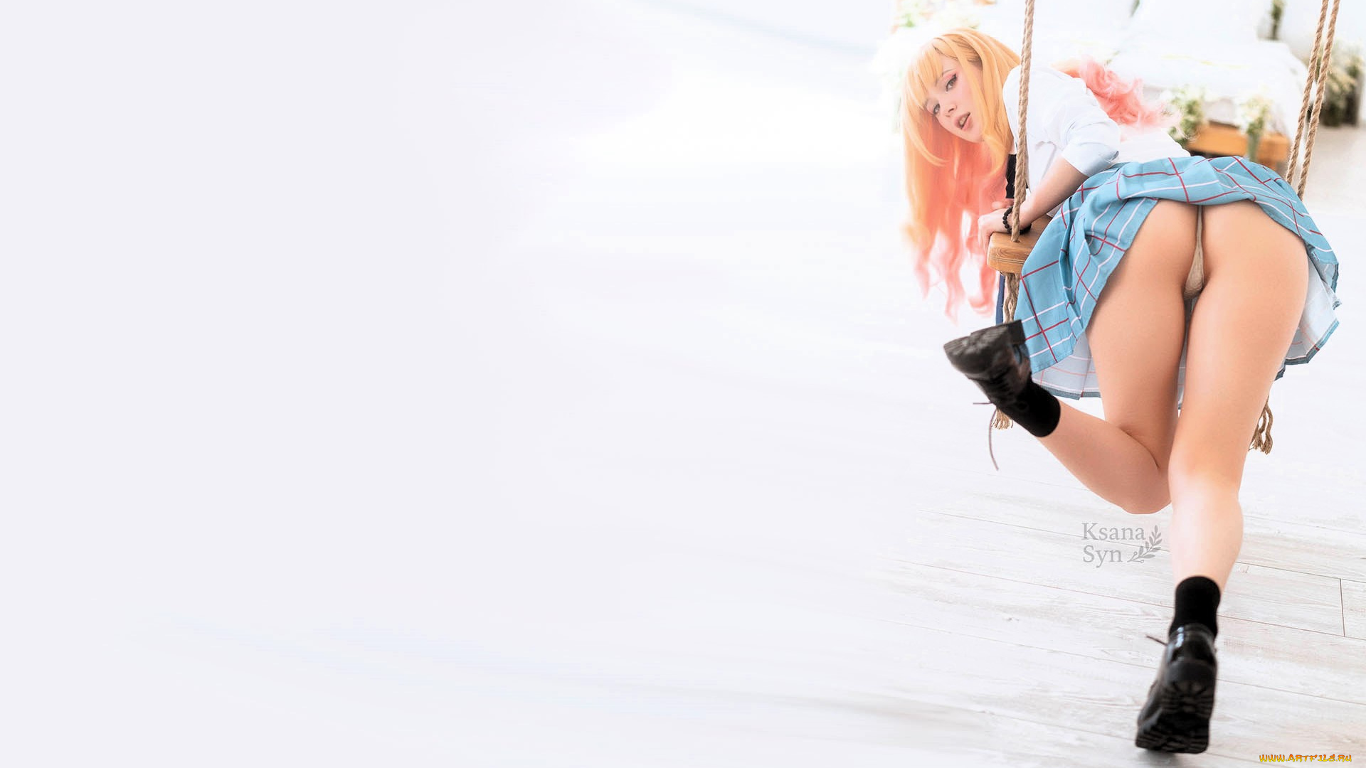 девушки, ксана, станкевич, блондинка, блузка, юбка, белье, ботинки, качели
