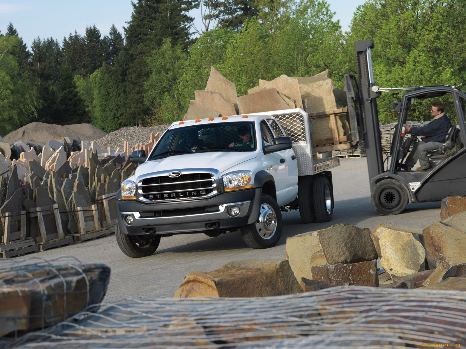 автомобили, sterling