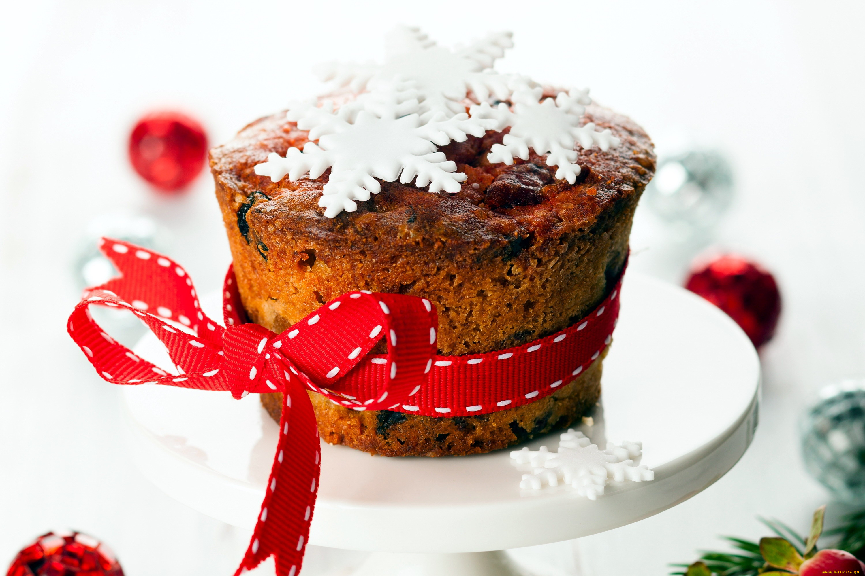 праздничные, угощения, снежинки, лента, бант, пирог