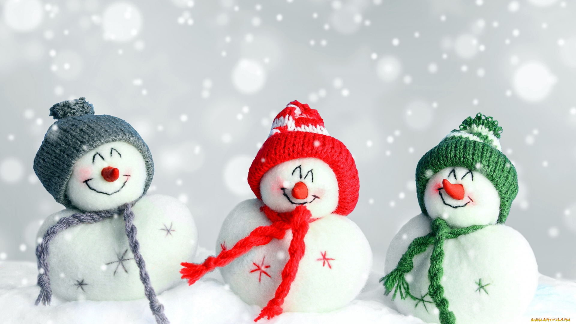 праздничные, снеговики, шапочки