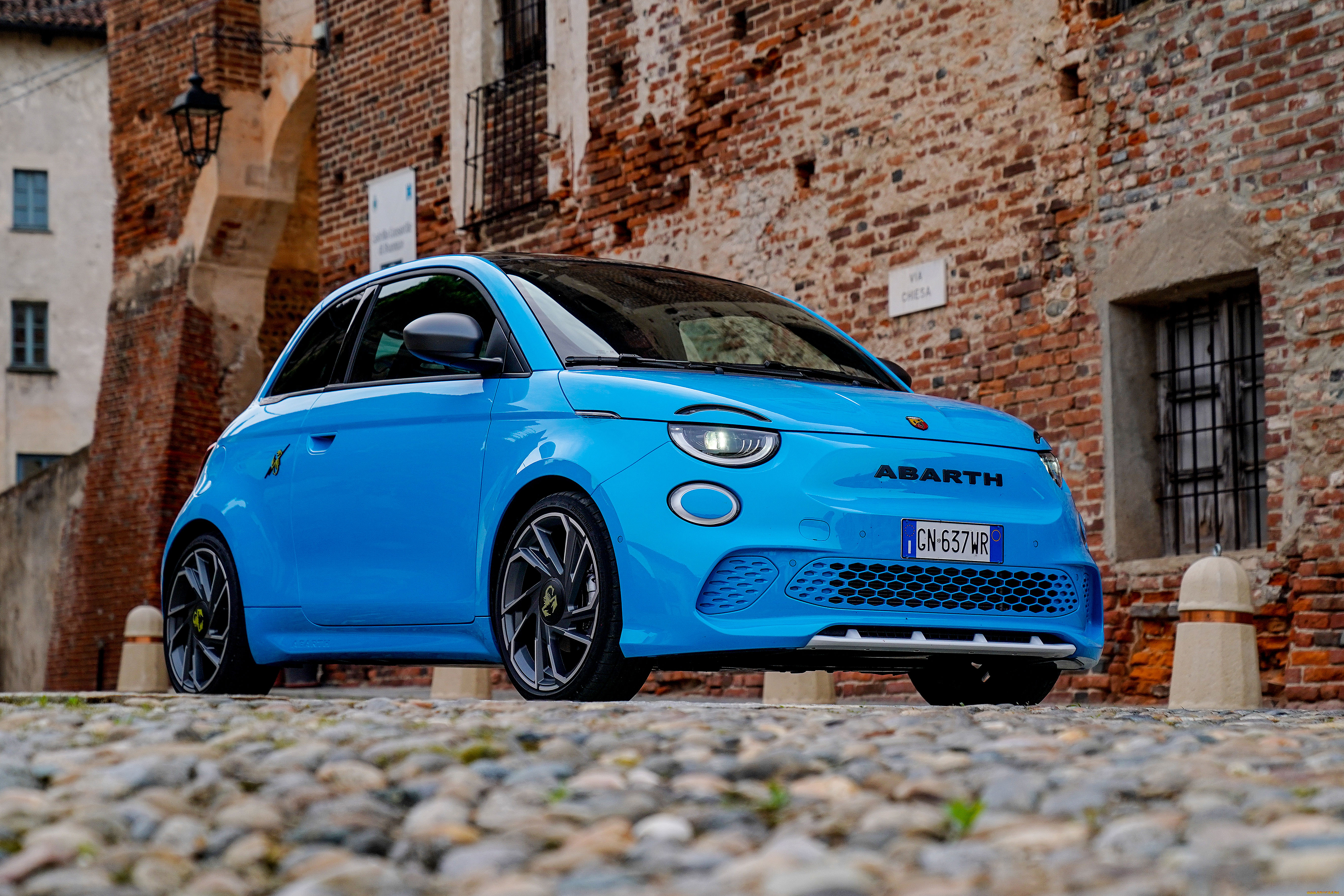 автомобили, fiat