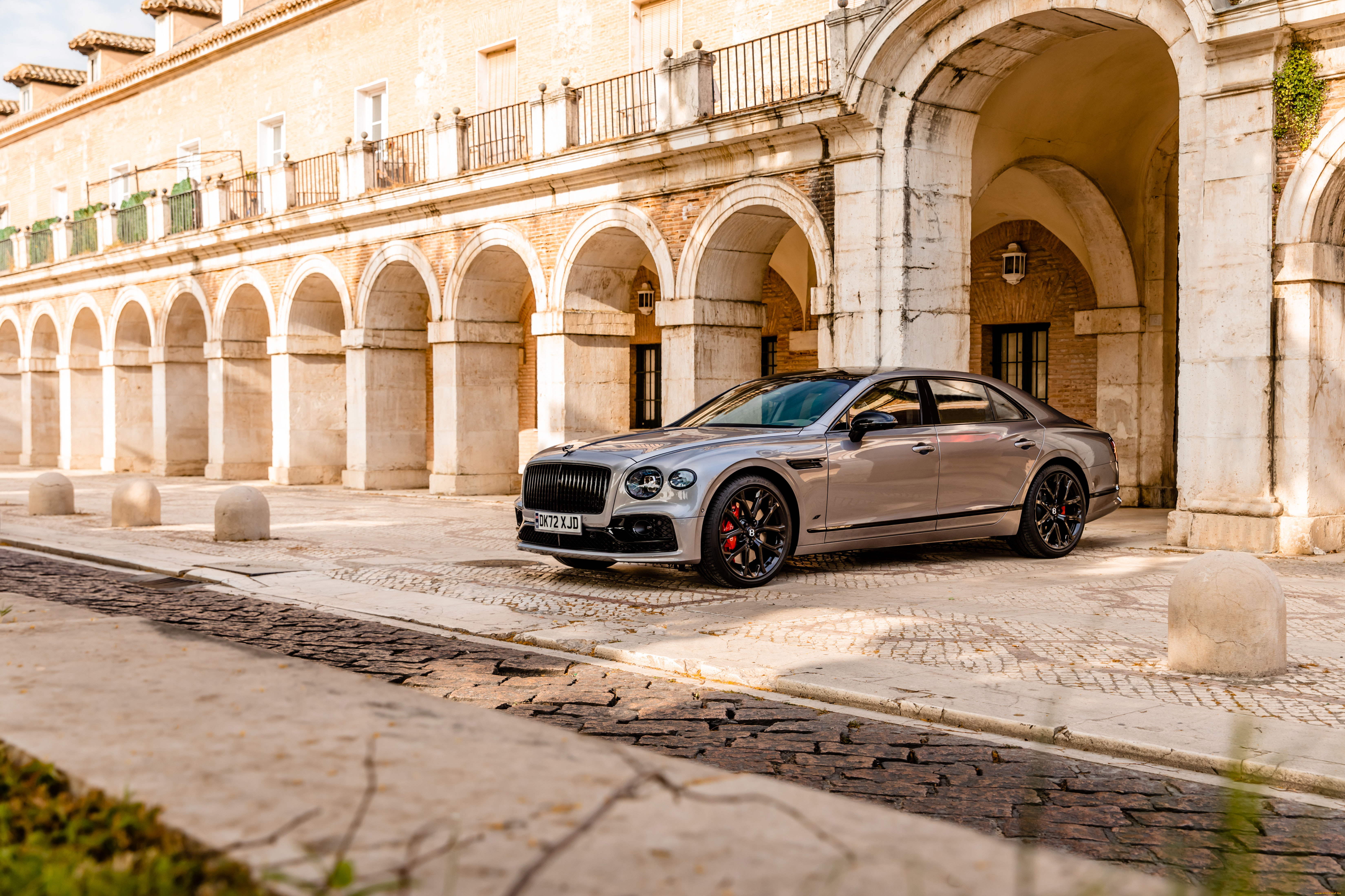 автомобили, bentley