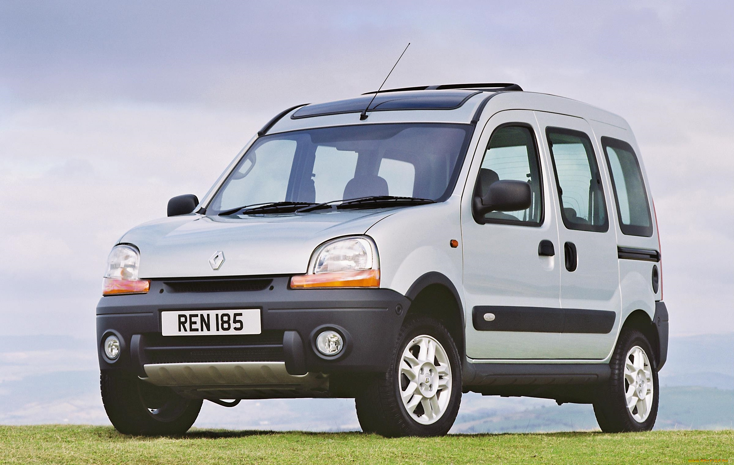 автомобили, renault
