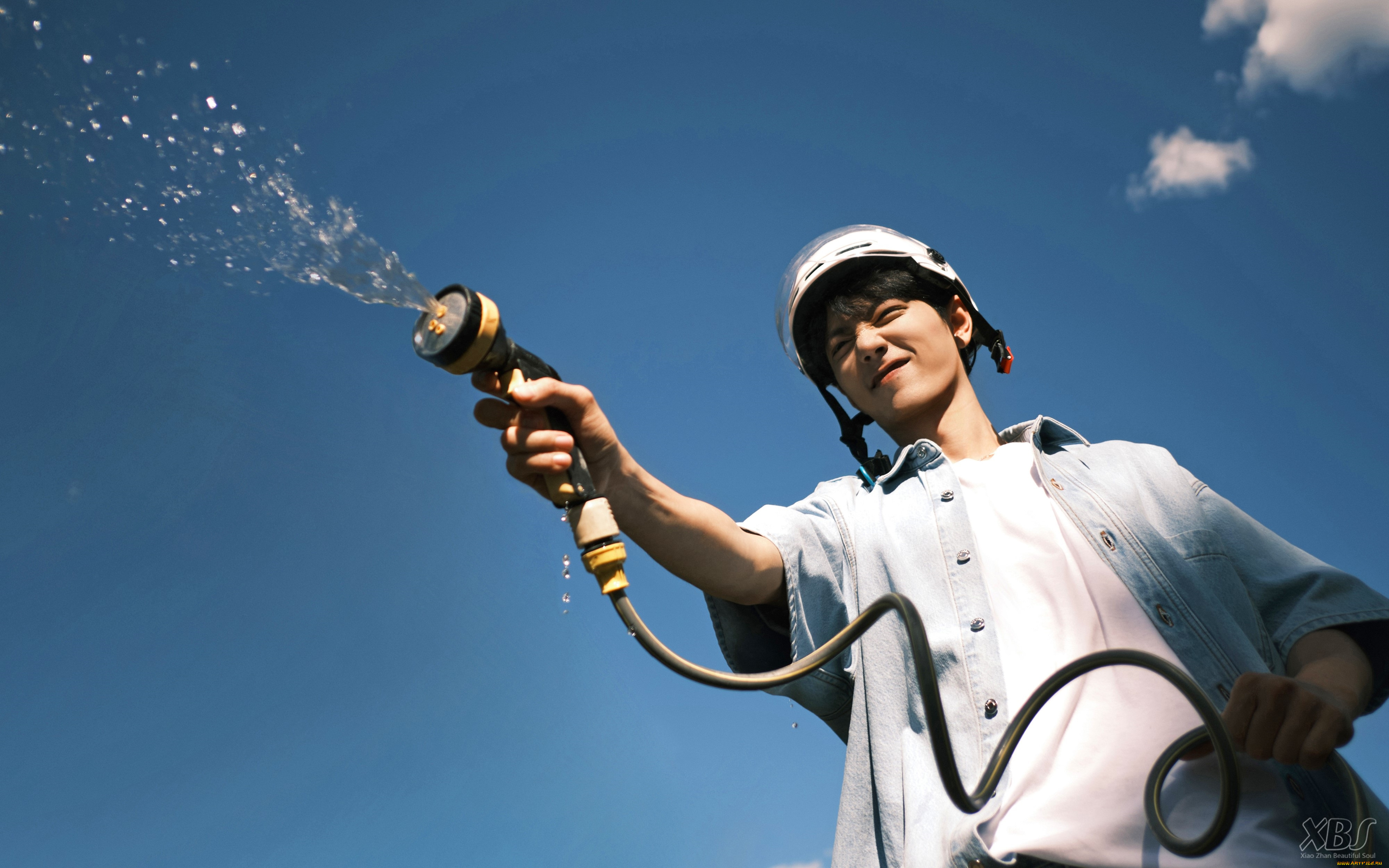 мужчины, xiao, zhan, актер, шланг, вода, рубашка, шлем, небо