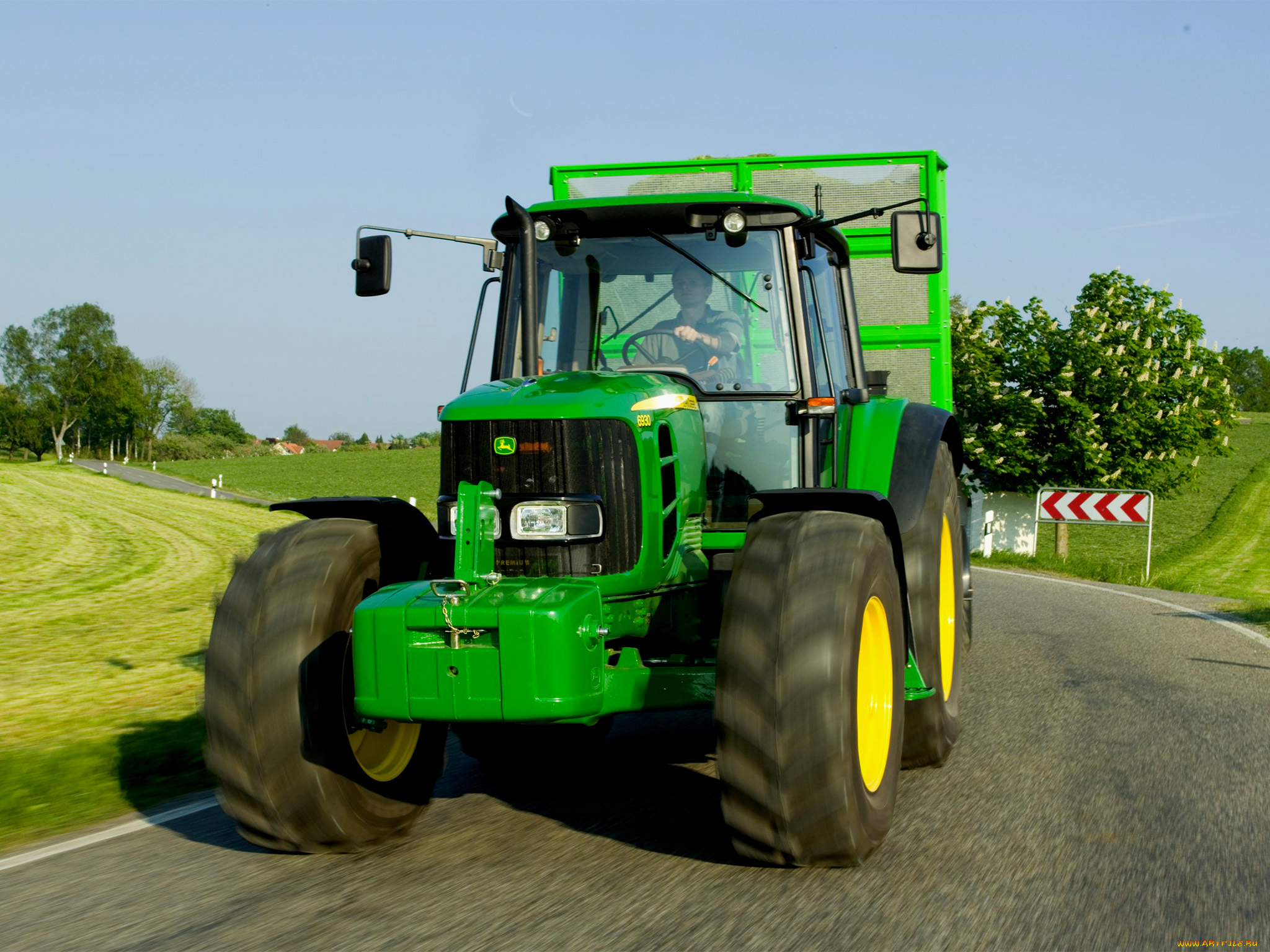 техника, тракторы