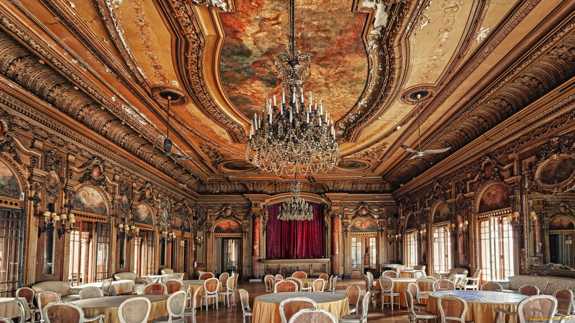 интерьер, дворцы, музеи, упадок, люстра, стулья, столы, сцена, зал