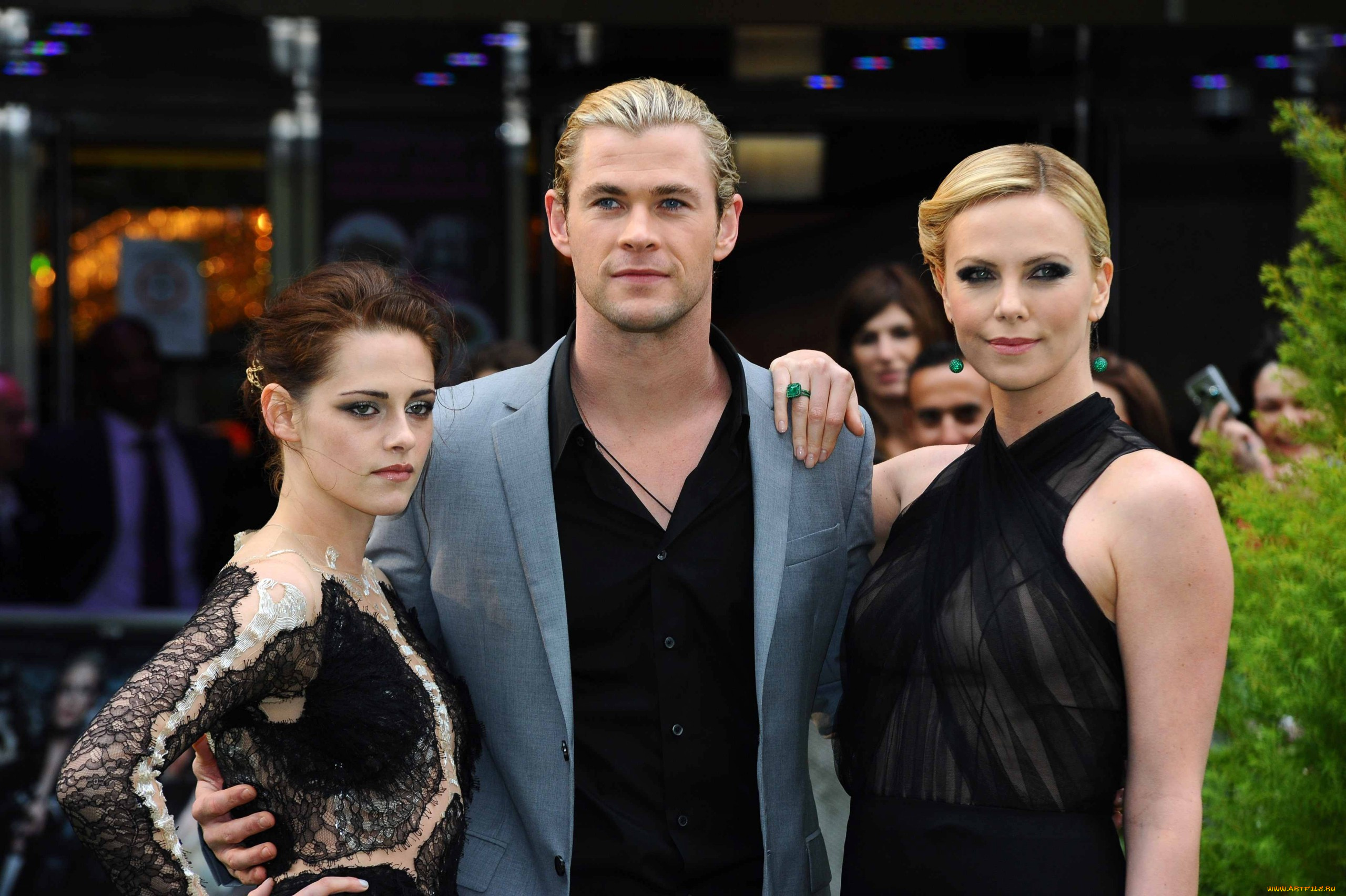 stewart, hemsworth, und, theron, разное, знаменитости, шарлиз, терон, крис, хемсворт, кристен, стюарт