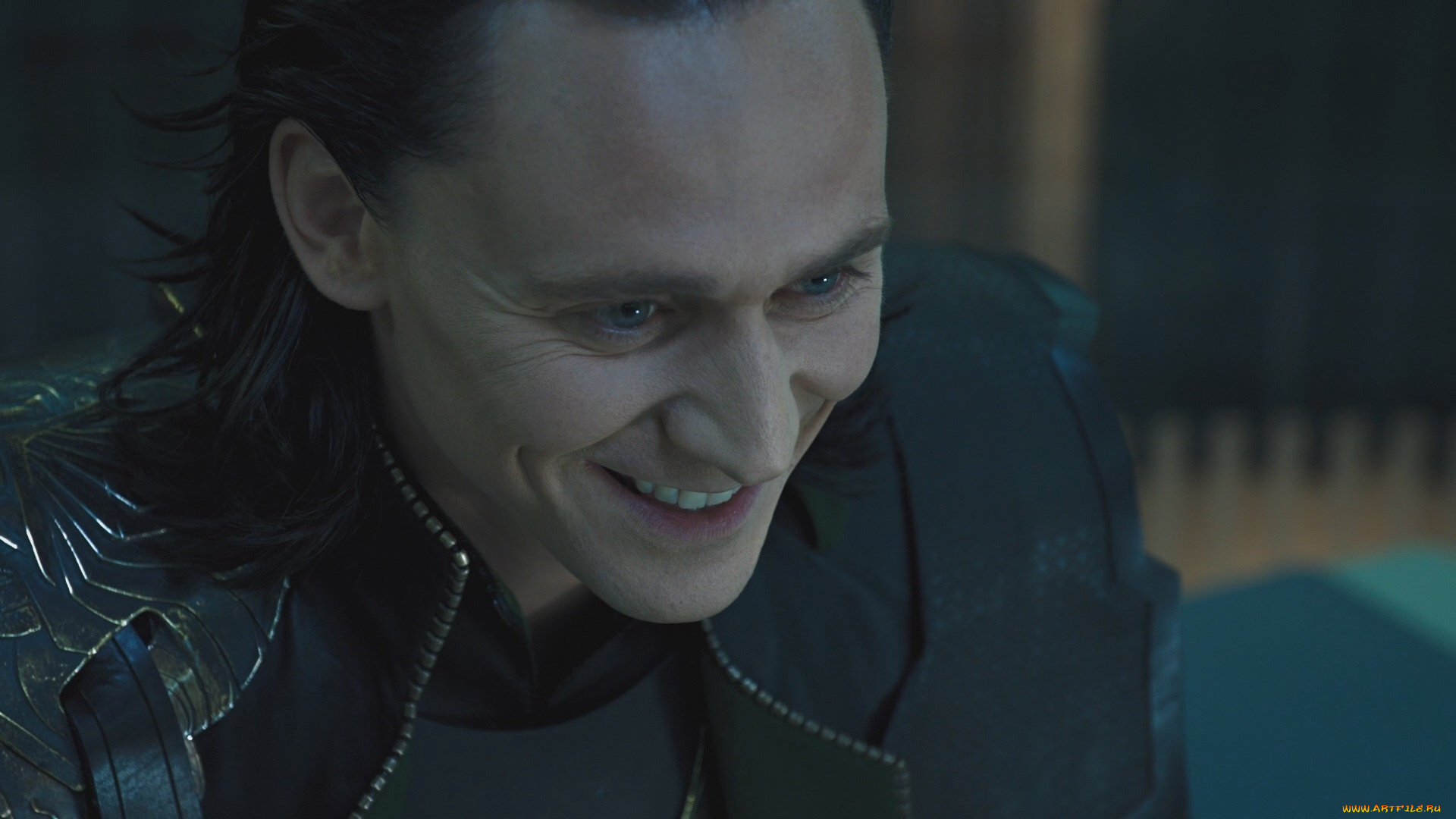 кино, фильмы, thor, улыбка, тор, локи, взгляд