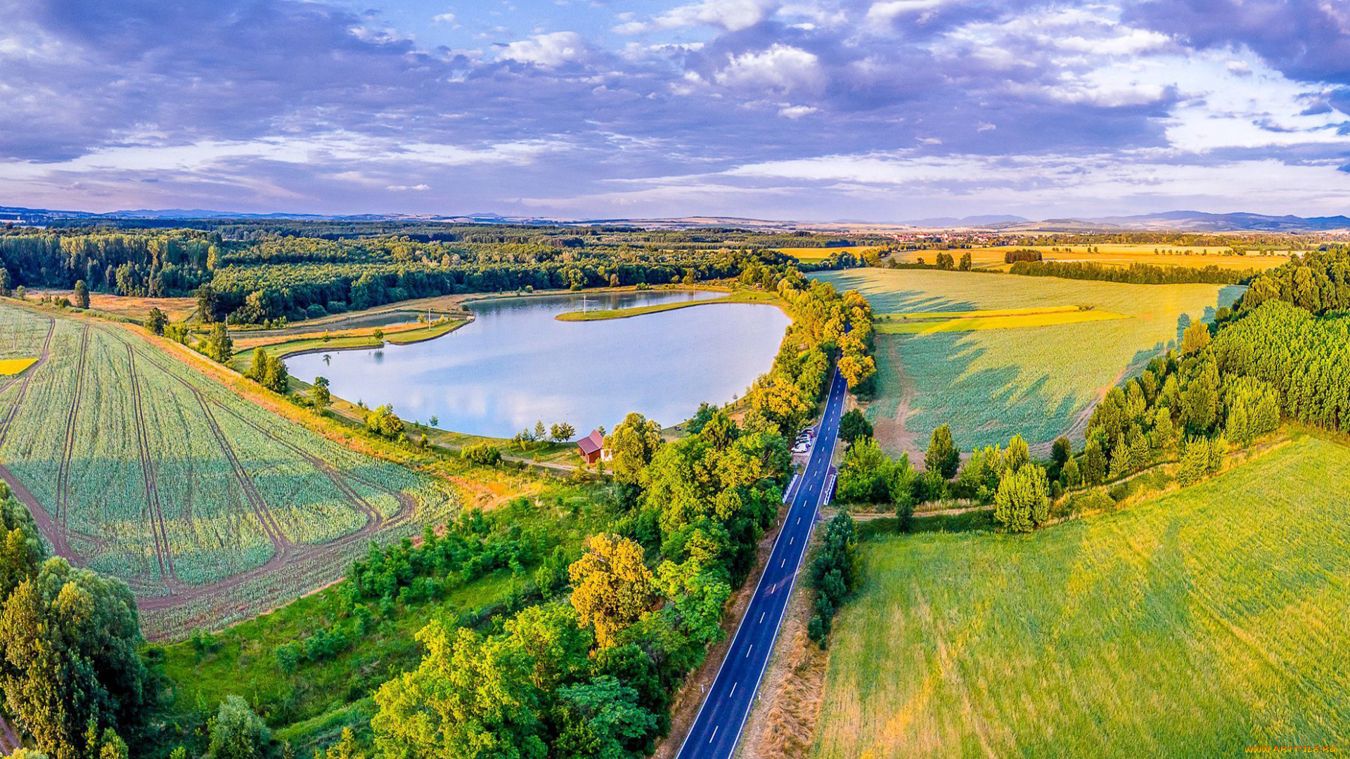 природа, пейзажи, панорама, шоссе, озеро, поля