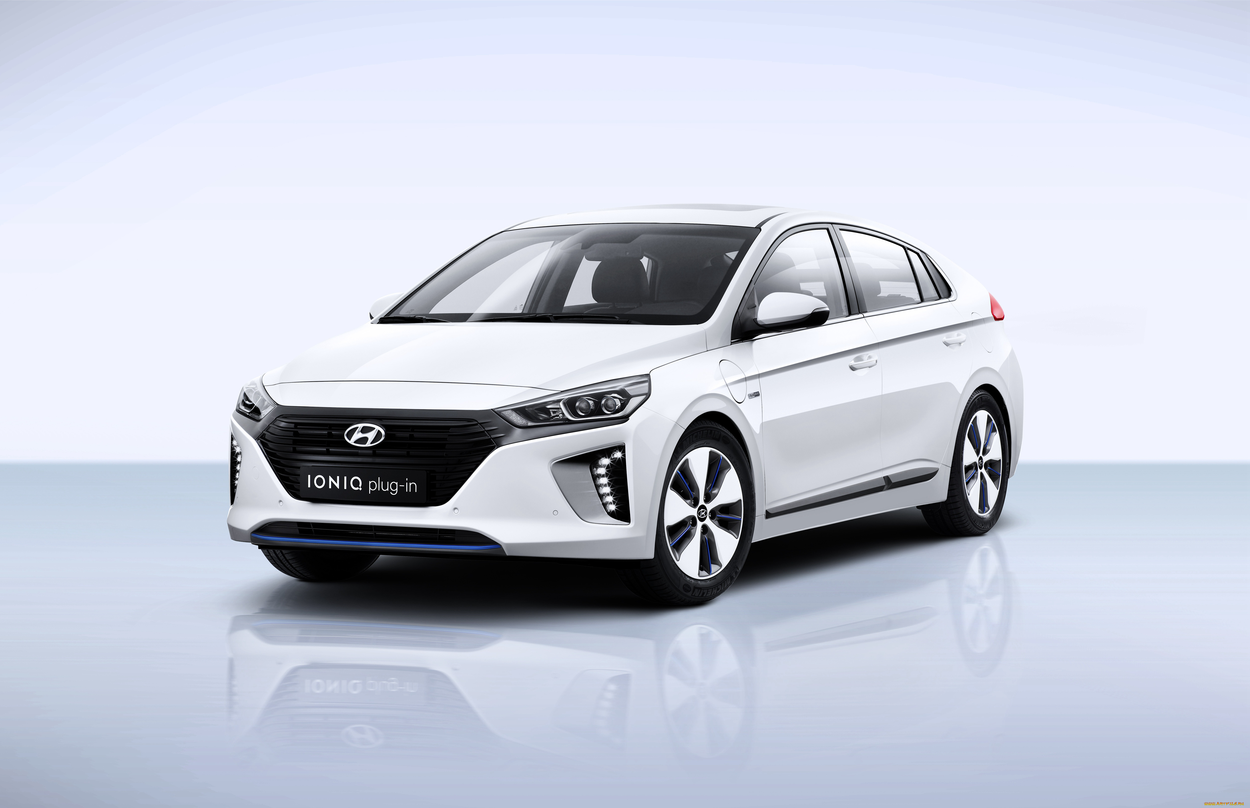 автомобили, hyundai, ioniq, 2016г, plug-in