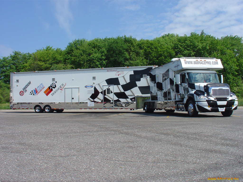 автомобили, freightliner