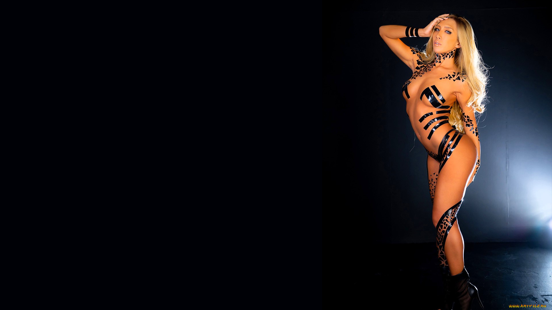 девушки, nonsummerjack, блондинка, лента, узор, каблуки, свет