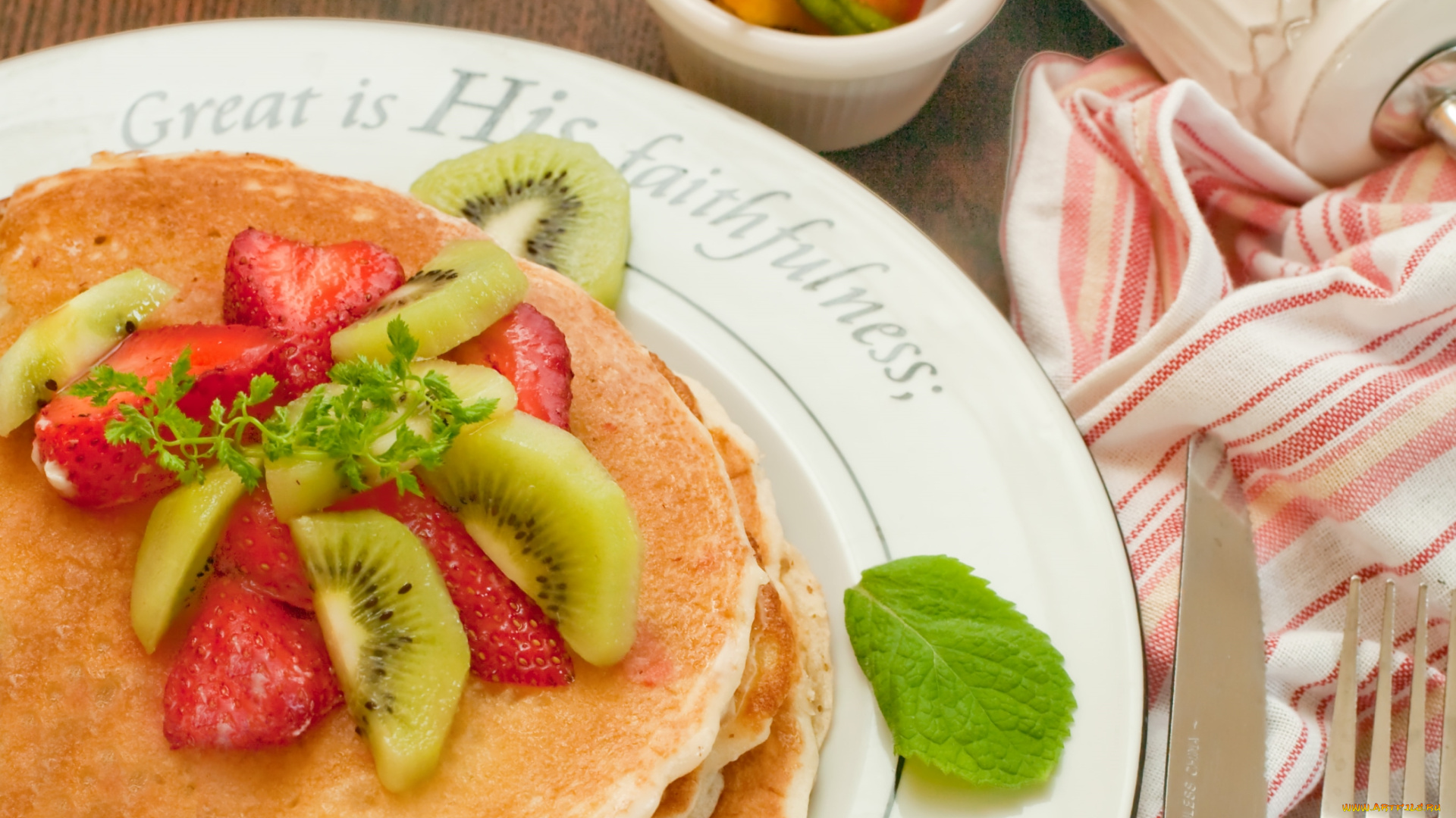 еда, блины, , оладьи, клубника