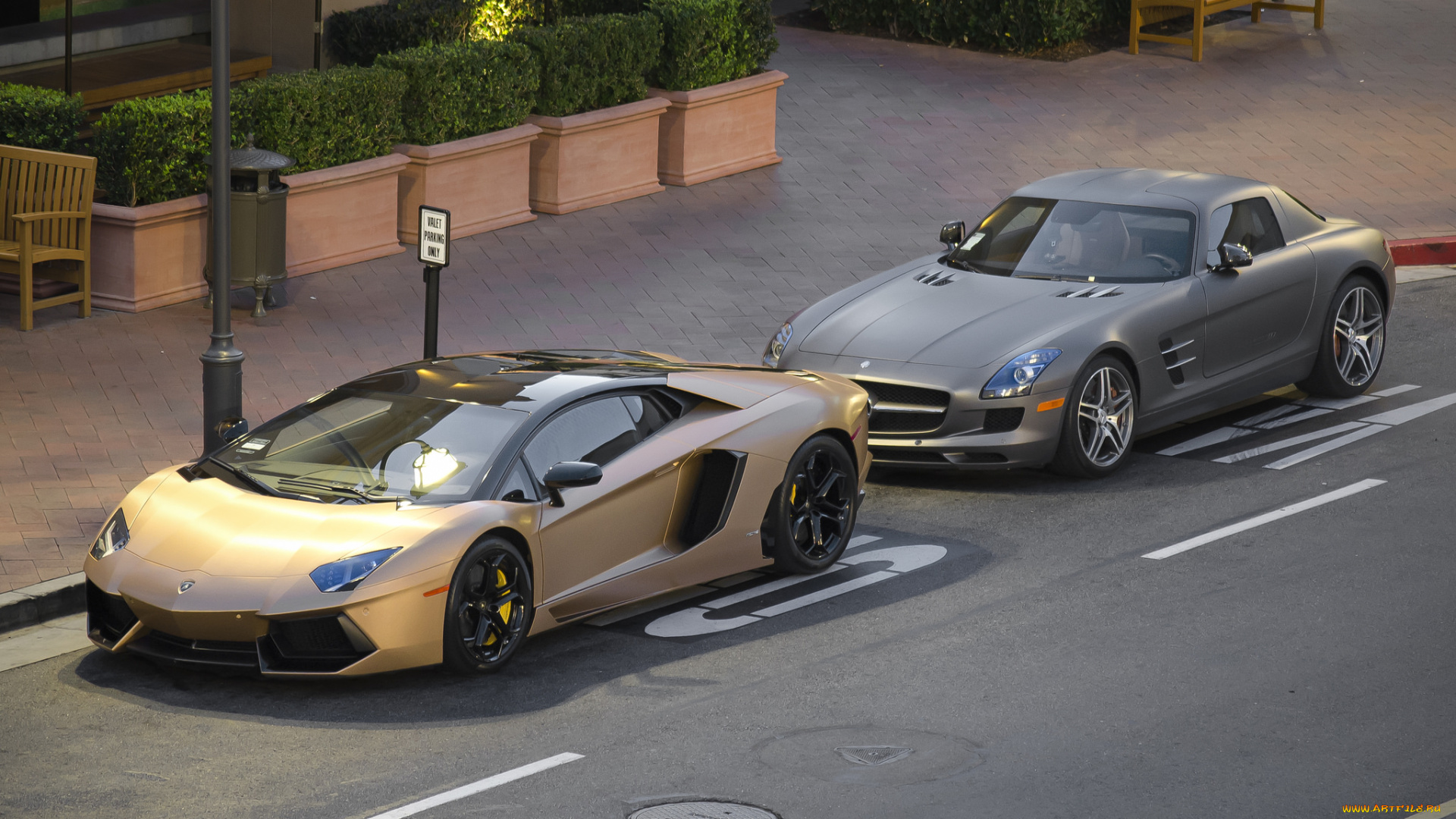 matte, gold, lamborghini, aventador, and, matte, gray, mercedes, sls, автомобили, выставки, и, уличные, фото, спорткары, шоссе