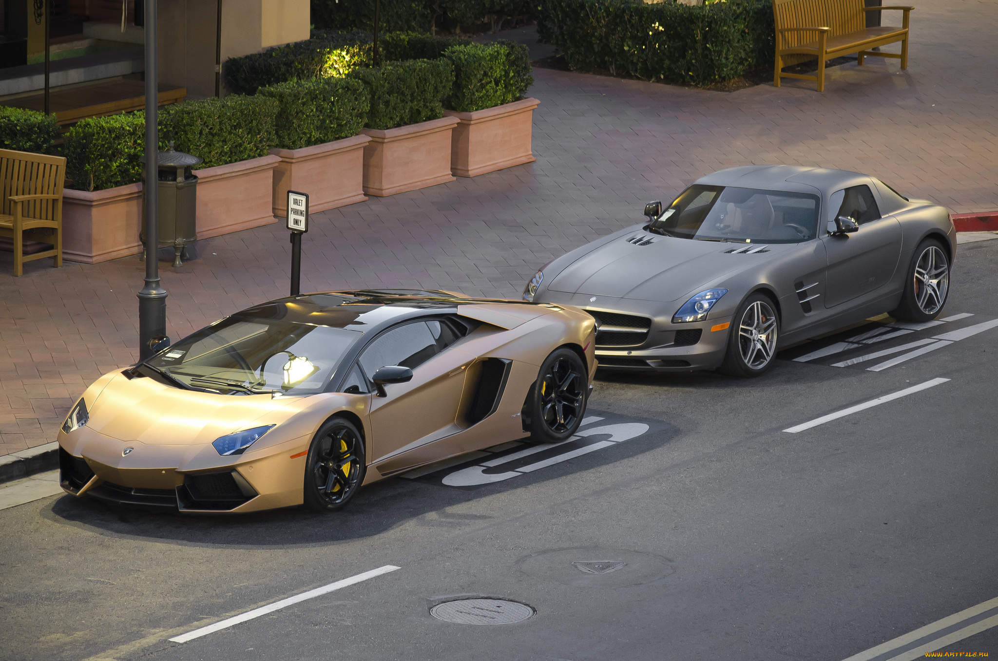 matte, gold, lamborghini, aventador, and, matte, gray, mercedes, sls, автомобили, выставки, и, уличные, фото, спорткары, шоссе