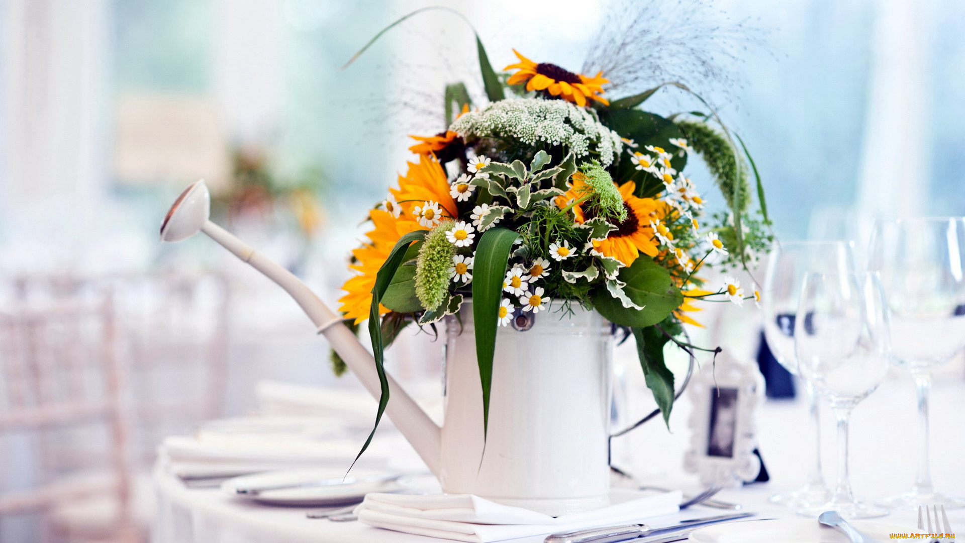 цветы, букеты, , композиции, лейка, подсолнух