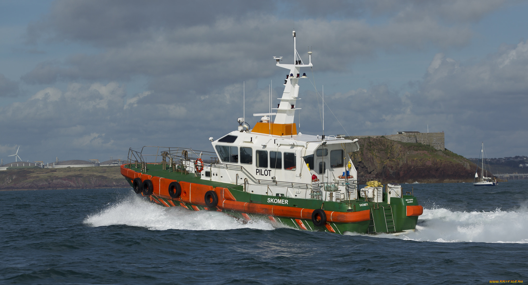 корабли, катера, лоцман