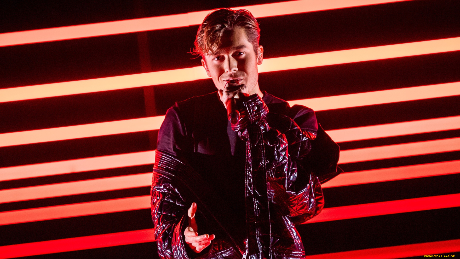 музыка, -другое, евровидение, 2018, бенджамин, ингроссо, с, микрофоном, представитель, швеции