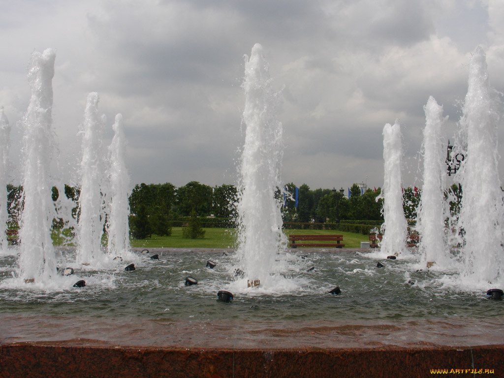 города, фонтаны