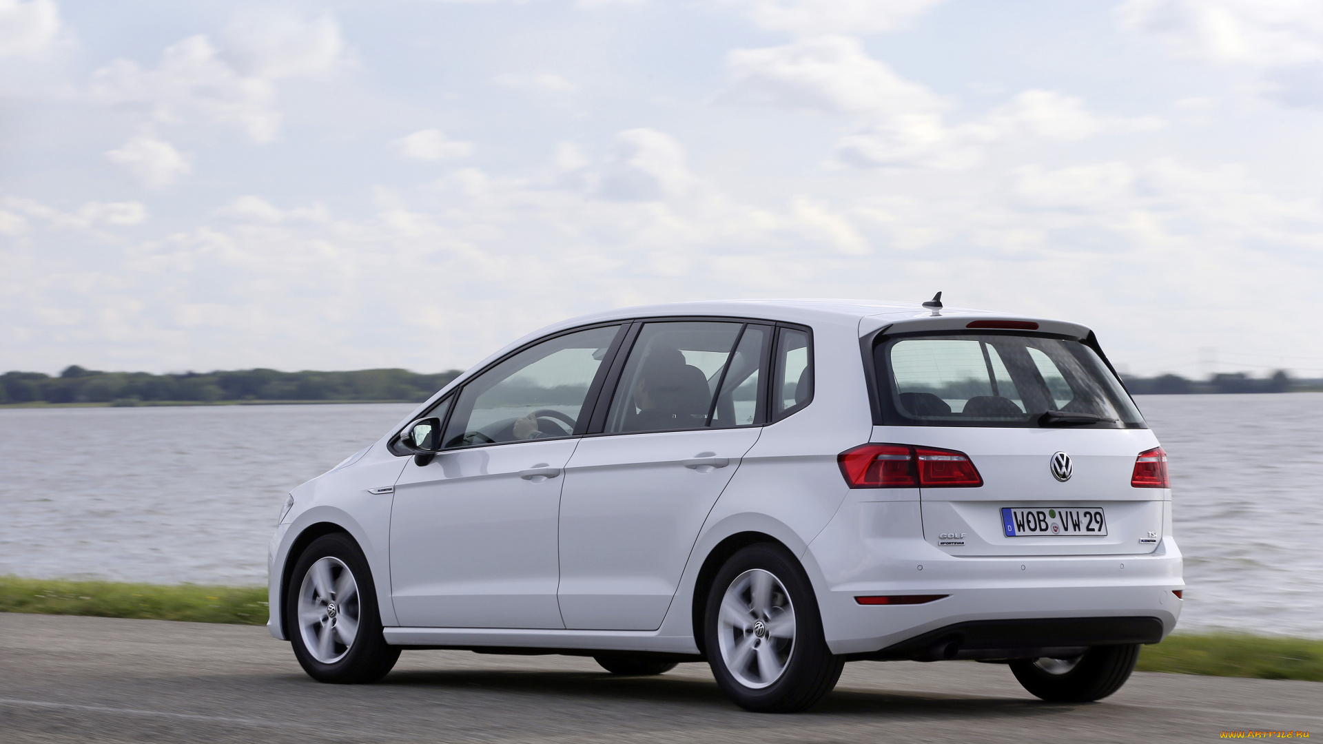 автомобили, volkswagen, светлый, 2015г, bluemotion, tsi, sportsvan, golf