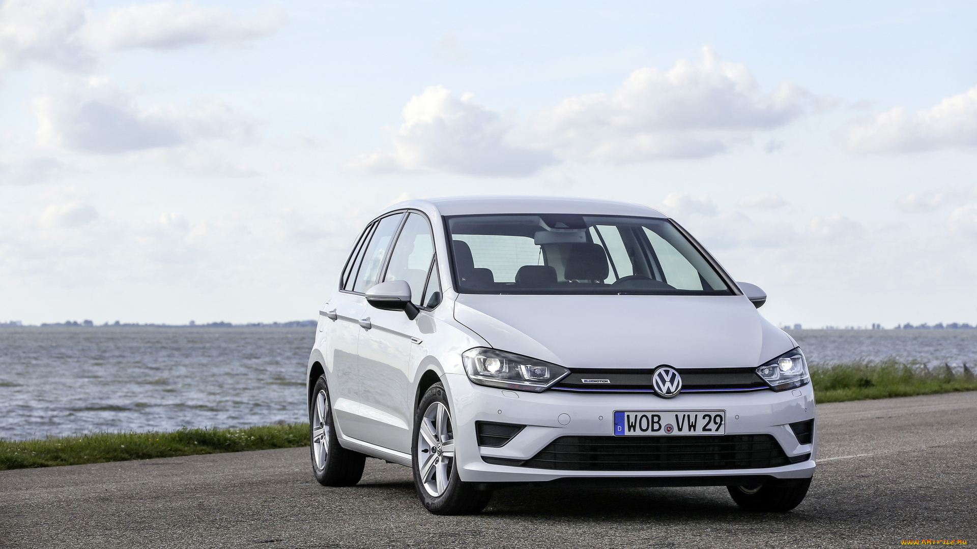автомобили, volkswagen, светлый, 2015г, bluemotion, tsi, sportsvan, golf
