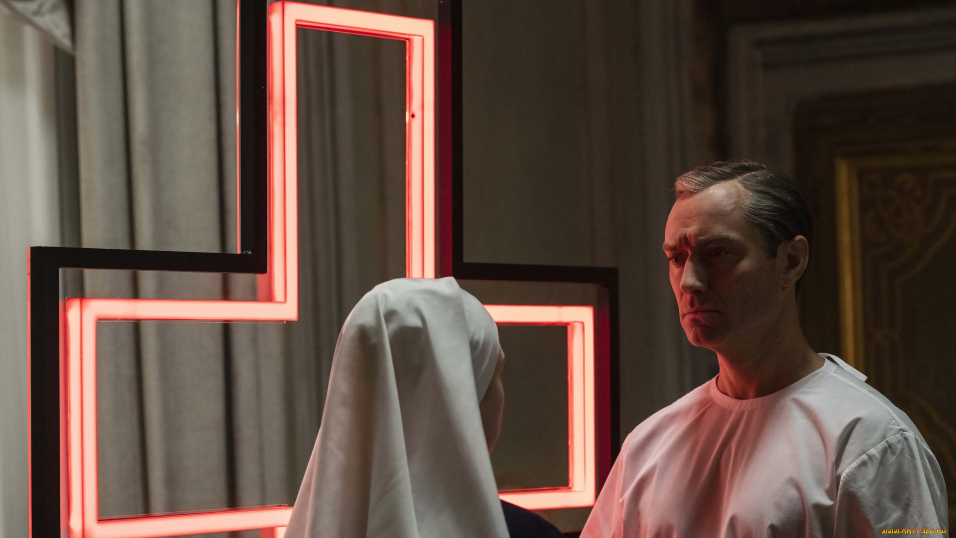 кино, фильмы, the, new, pope, , сериал, священник, монахиня, крест