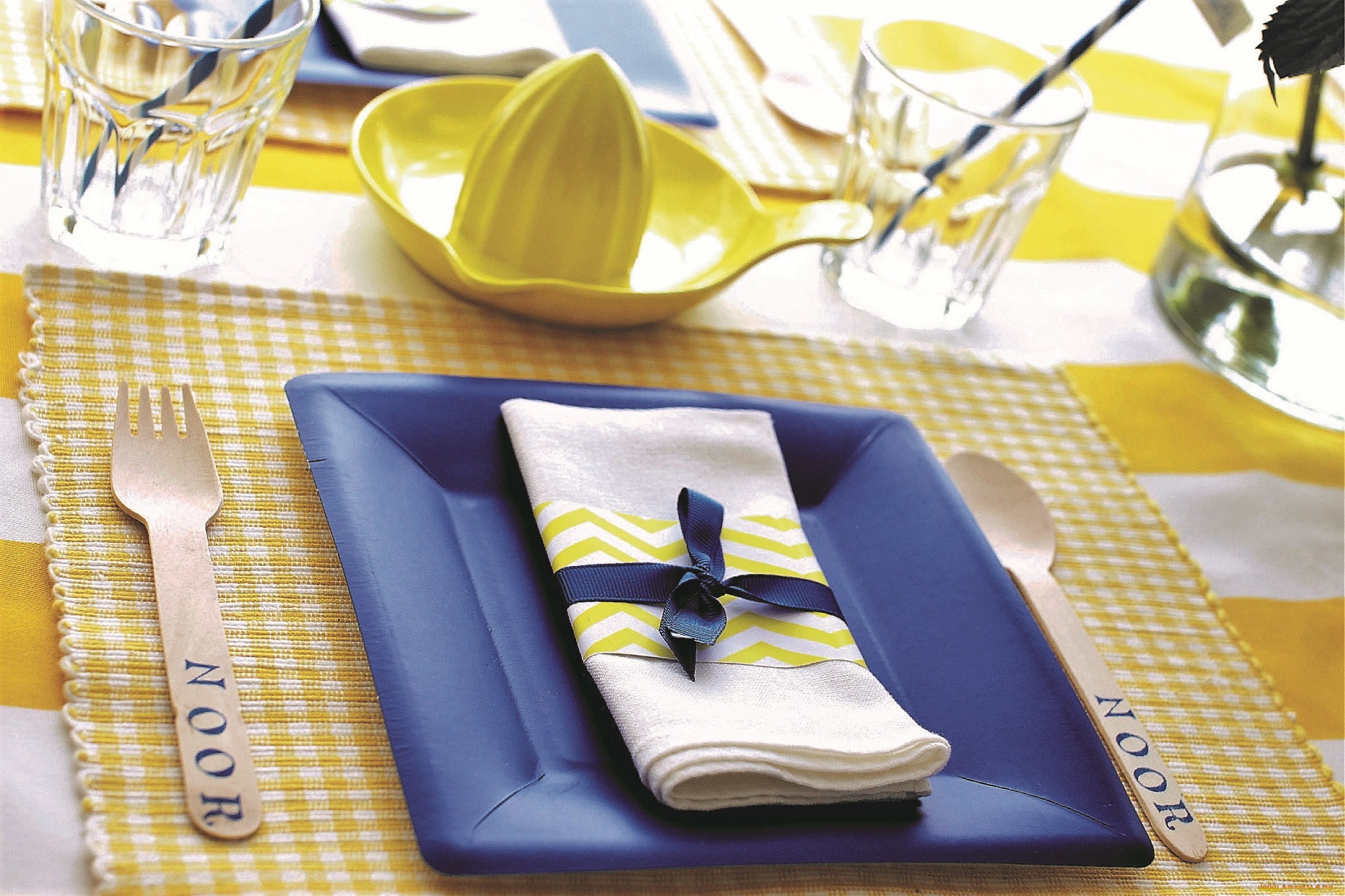 разное, посуда, , столовые, приборы, , кухонная, утварь, стаканы, полотенце, тарелка, ложка, вилка