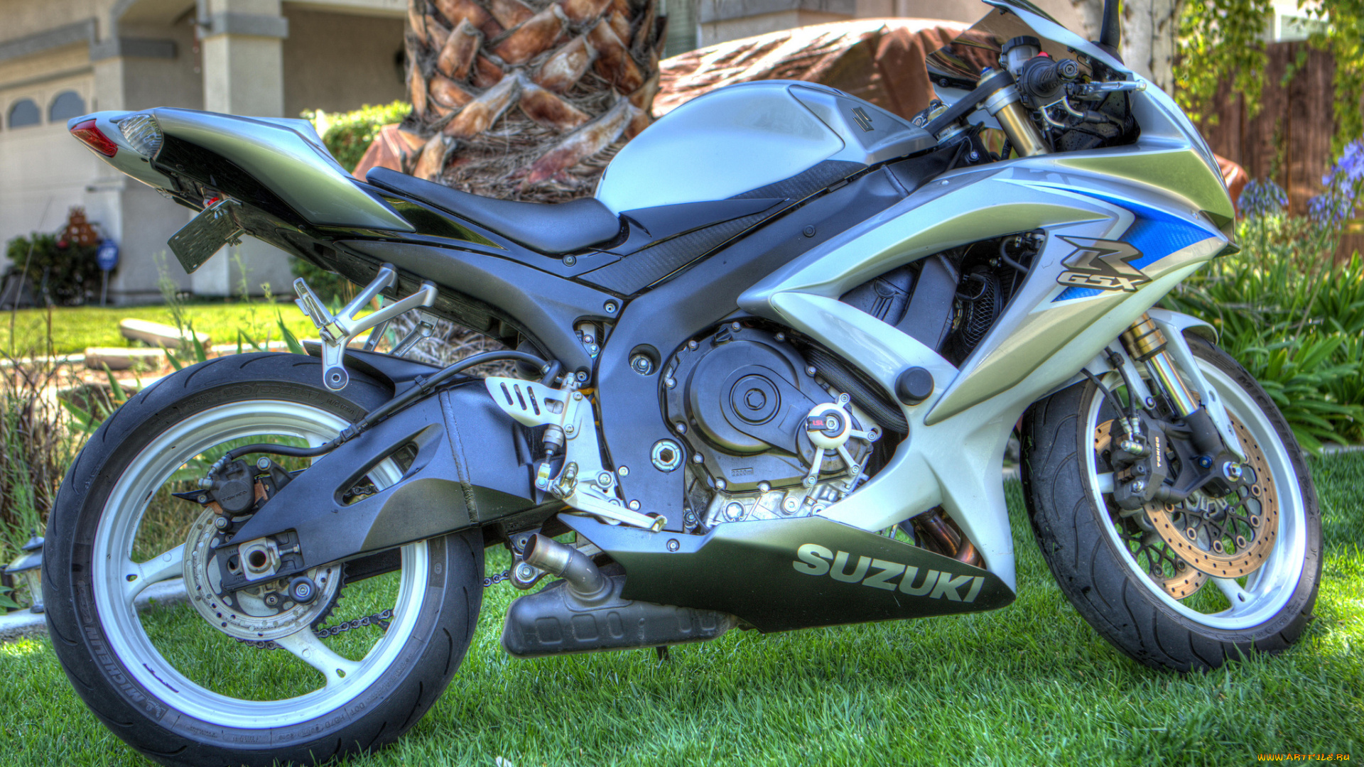 мотоциклы, suzuki, байк, лужайка