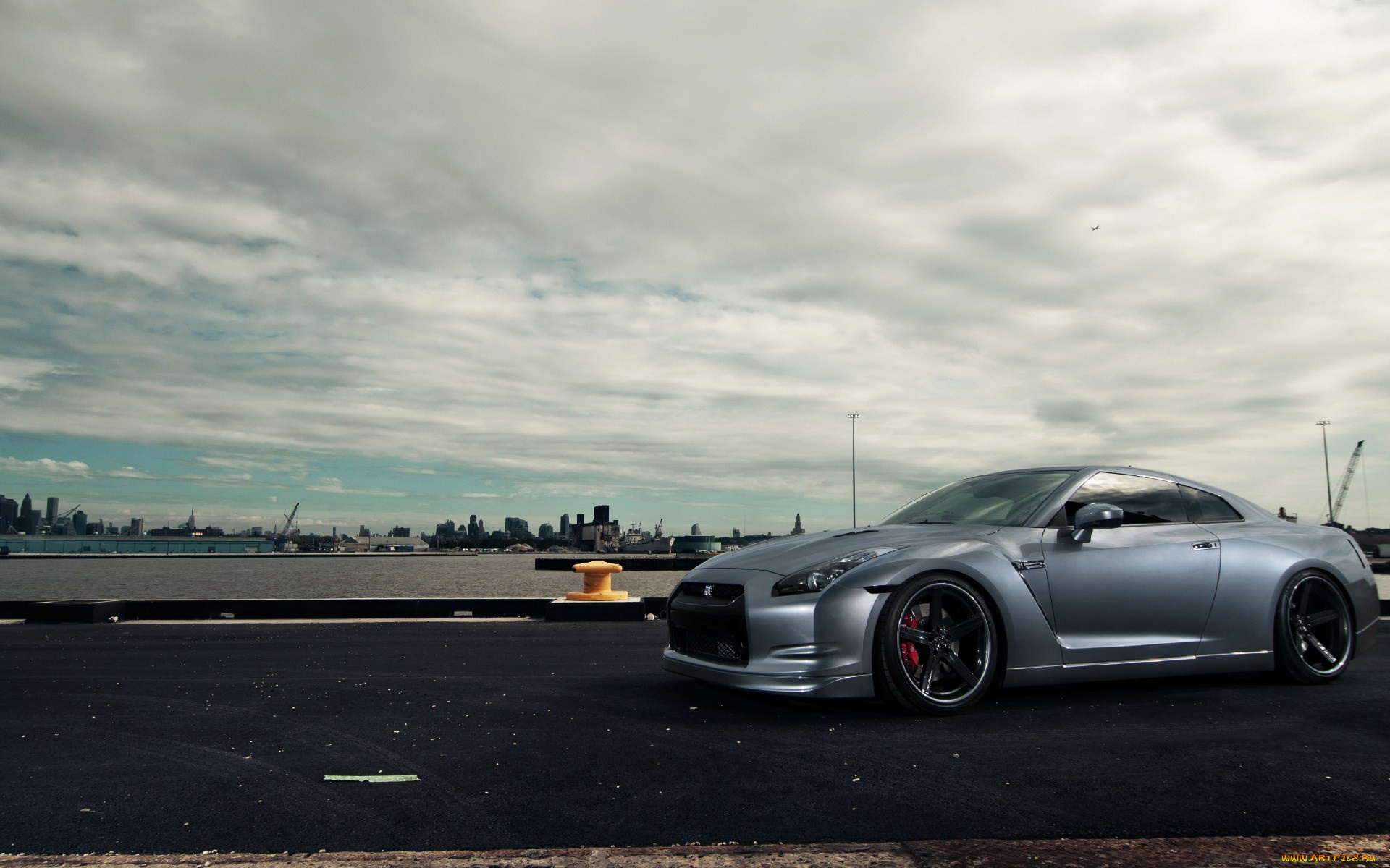 автомобили, nissan, datsun, тучи, причал, набережная, серебристый, ниссан