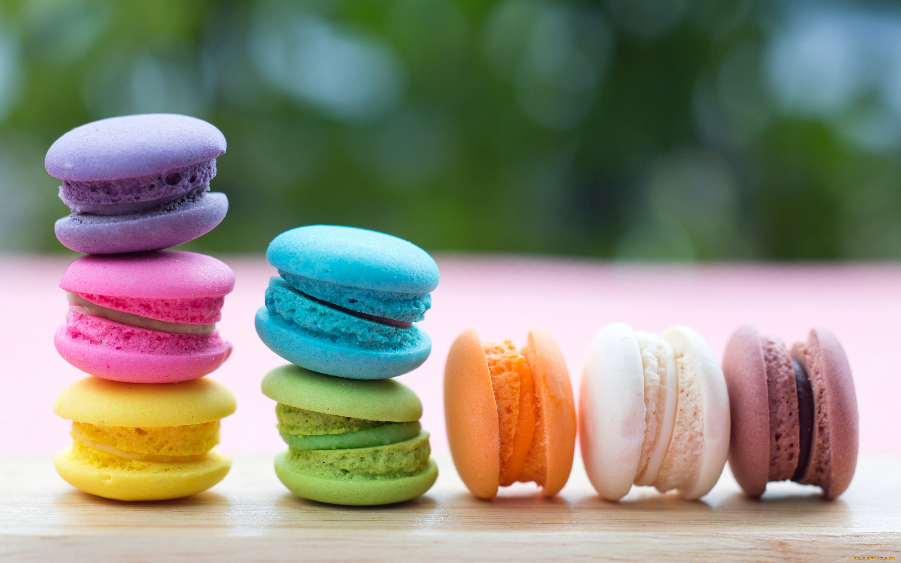 еда, макаруны, dessert, french, pink, macaron, десерт, сладкое, bright, пирожные, sweet, colorful, macaroon