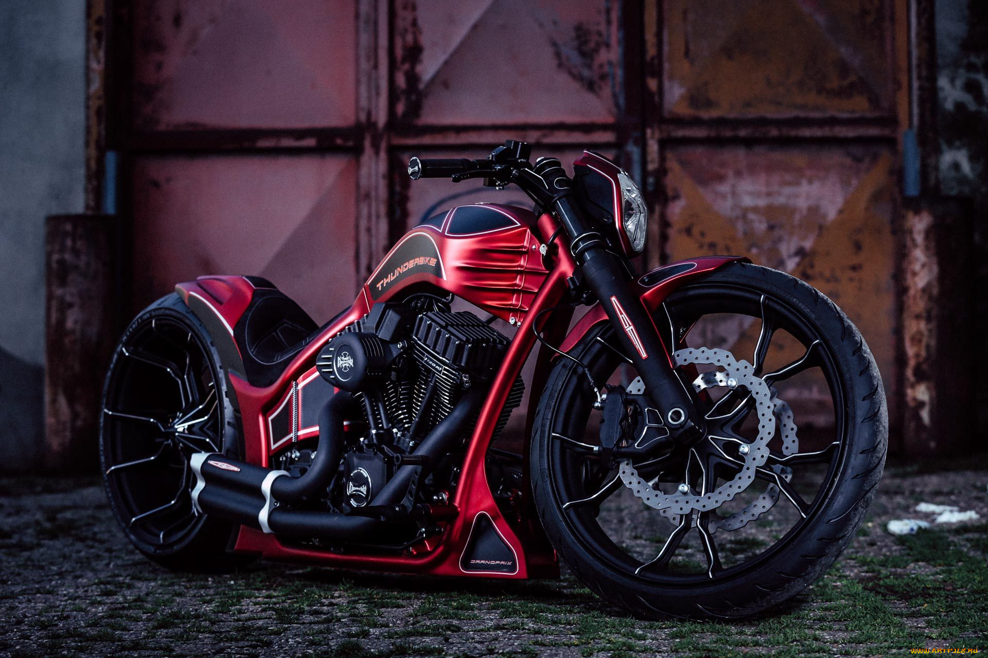 мотоциклы, customs, кастомизированный, тюнингованый, мотоцикл, крутой, байк, железный, конь, который, даёт, свободу, ветер, в, лицо, и, волосы, по, ветру