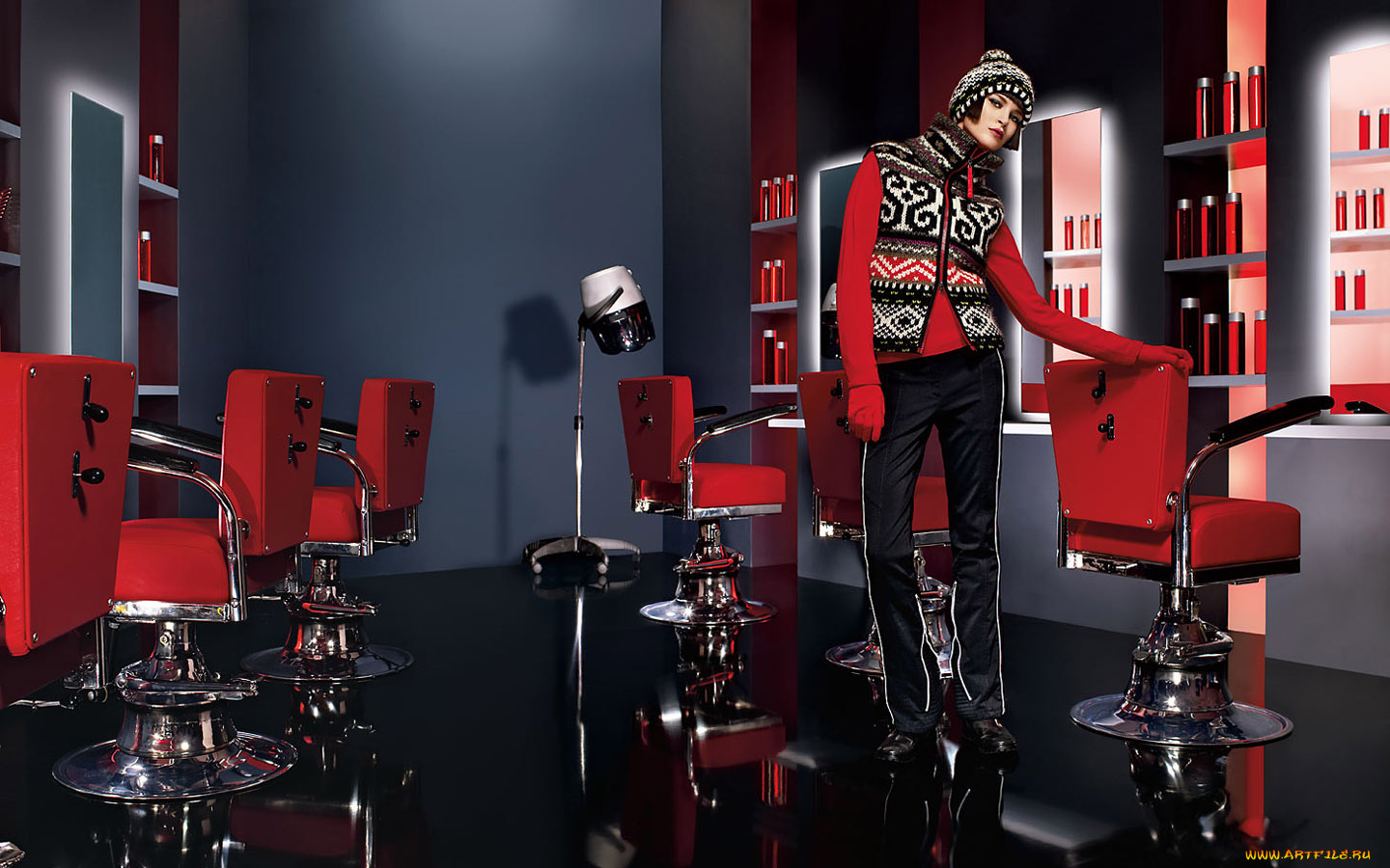 Iza, Olak, девушки