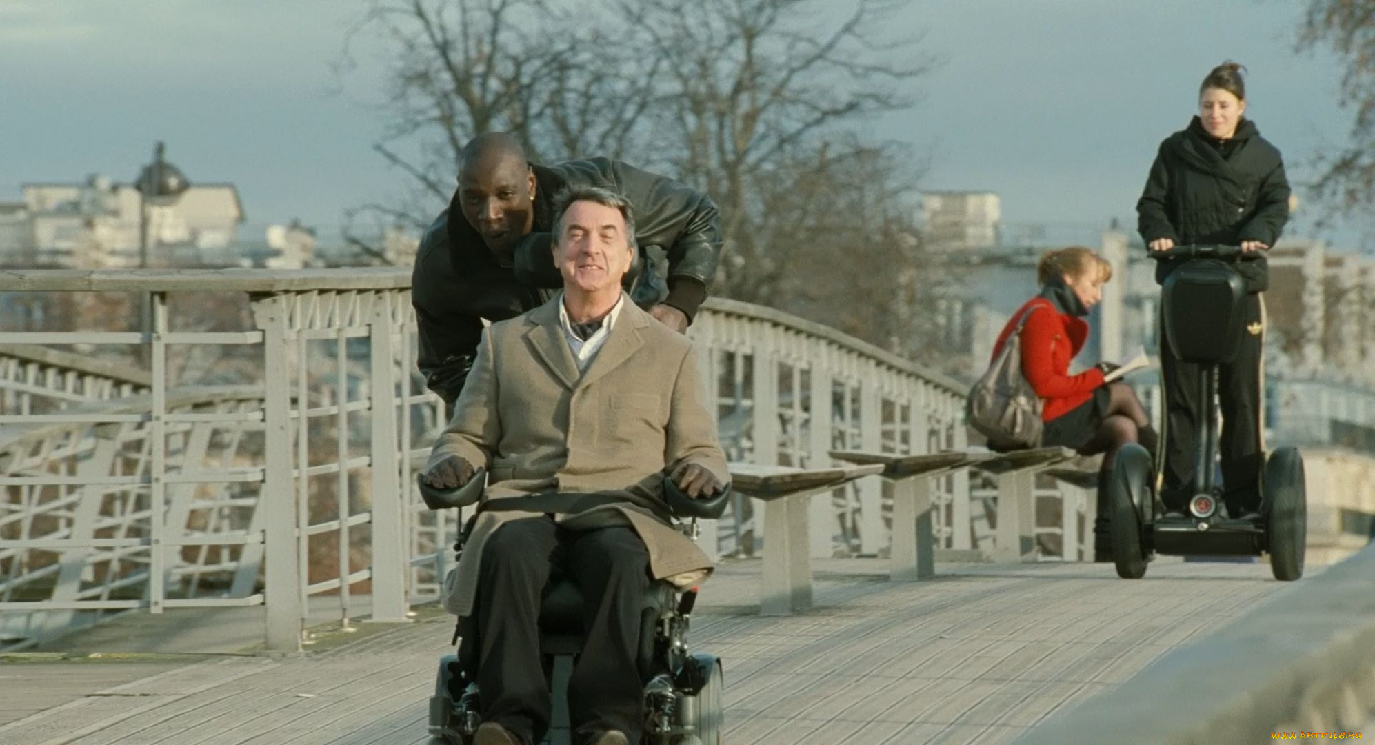 кино, фильмы, 1, 1, intouchables, люди, мост, прогулка