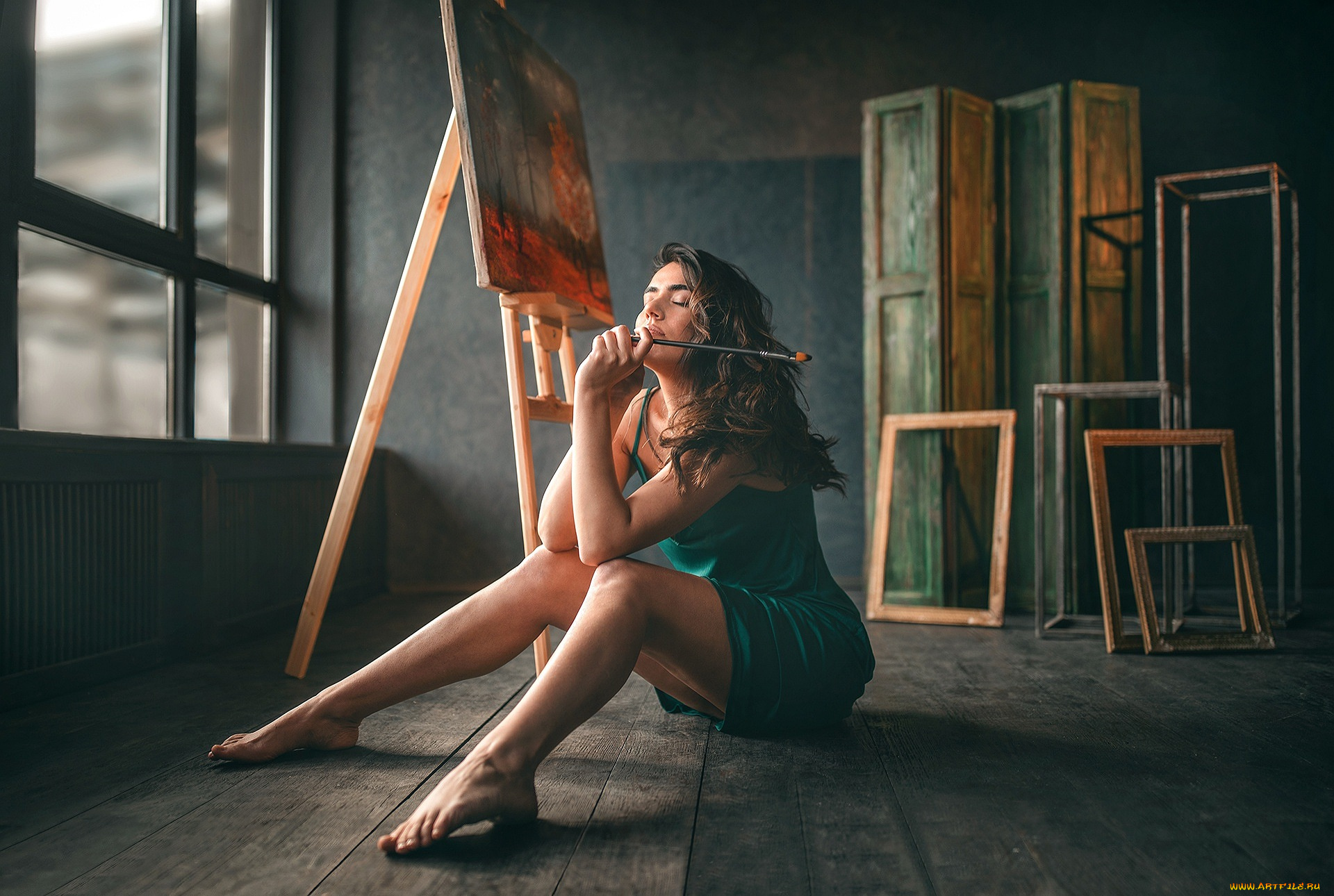 девушки, -, брюнетки, , шатенки, шатенка, платье, кисть, мольберт, картина, рамы, окно, студия, художница