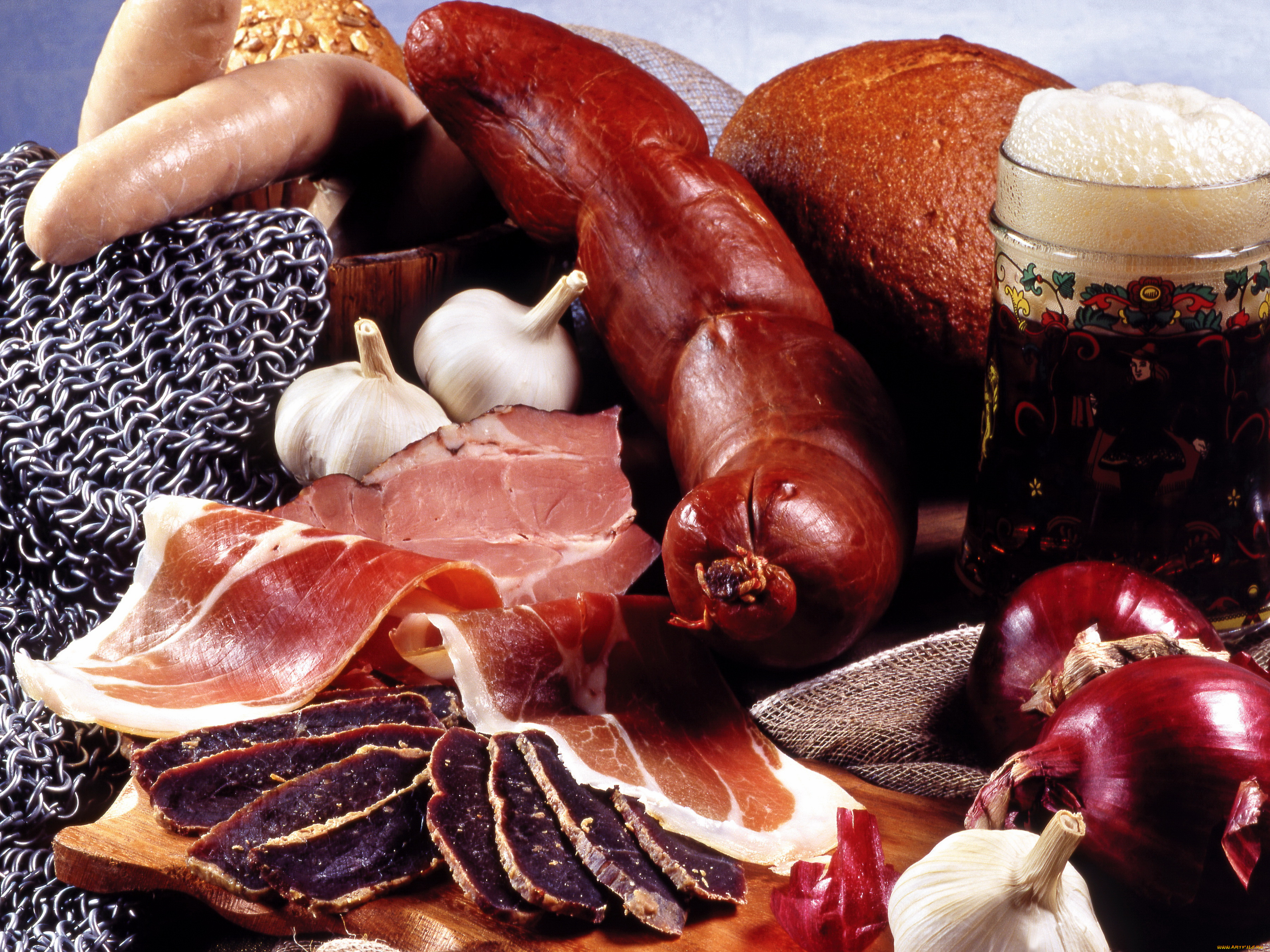 еда, разное, пиво, колбаса, сосиски, буженина, ветчина, лук