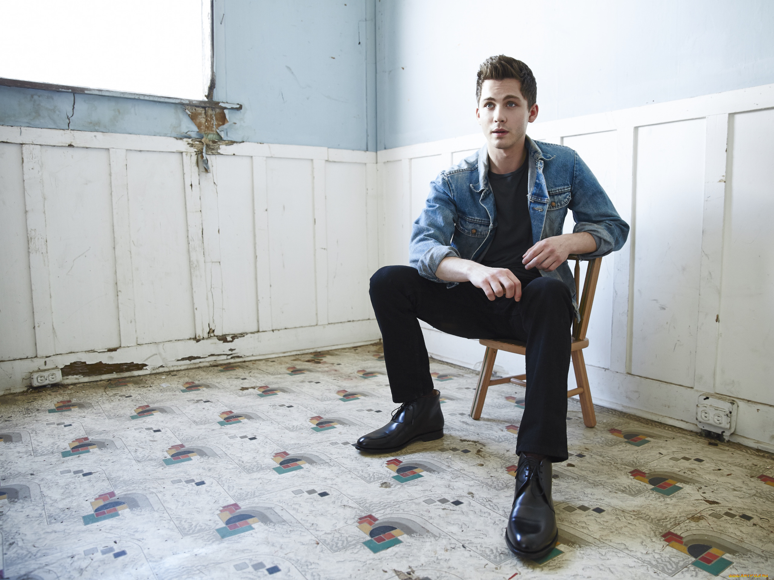 мужчины, logan, lerman, logan, lerman, логан, лерман, актер, парень, комната