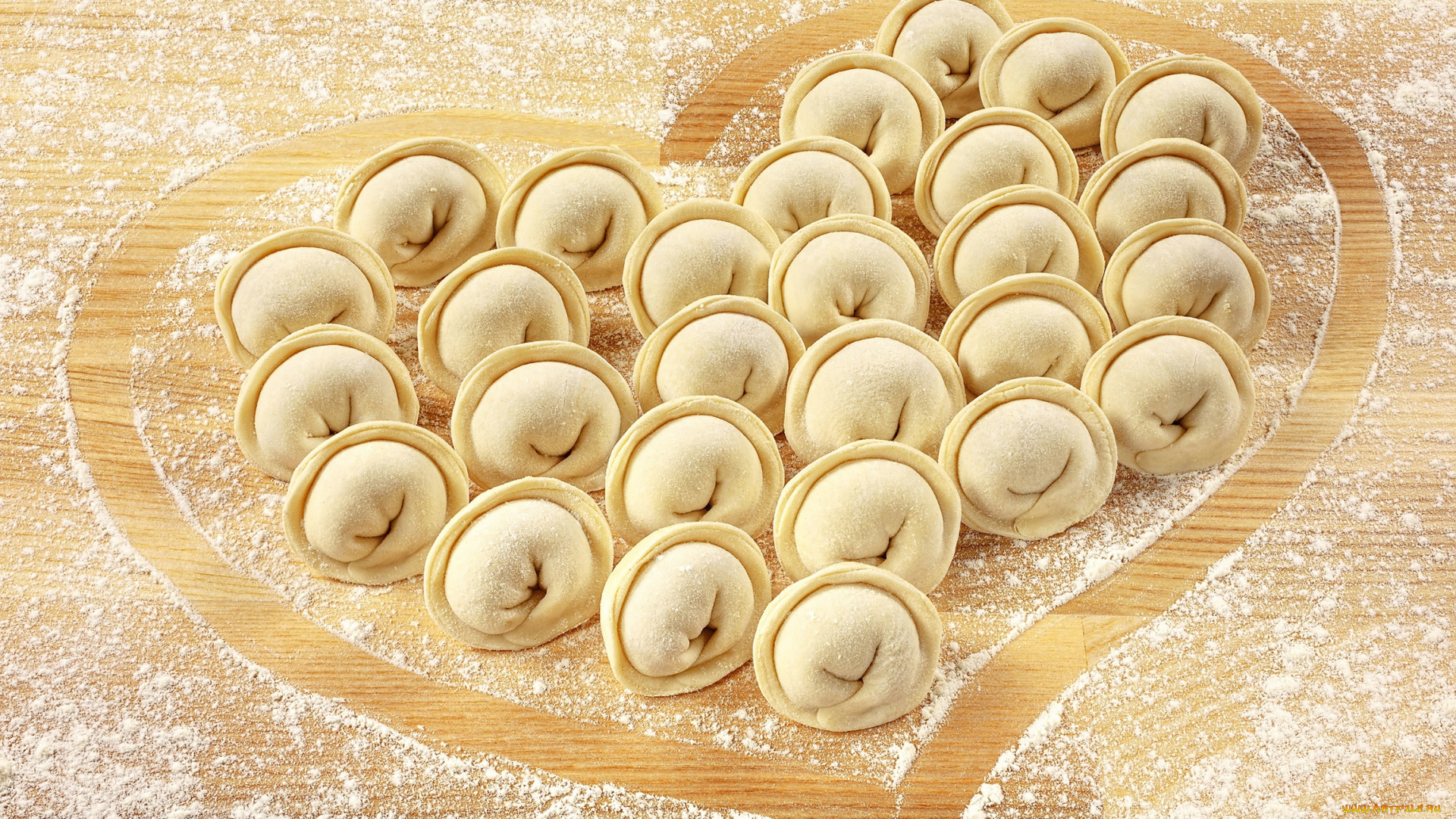 еда, пельмени, , манты, , вареники, сердце, мука