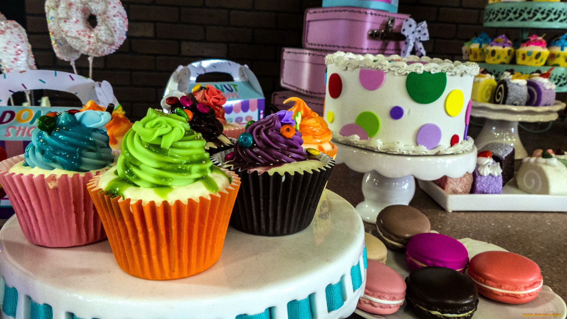 еда, пирожные, , кексы, , печенье, макаруны, ассорти, капкейки, кексы