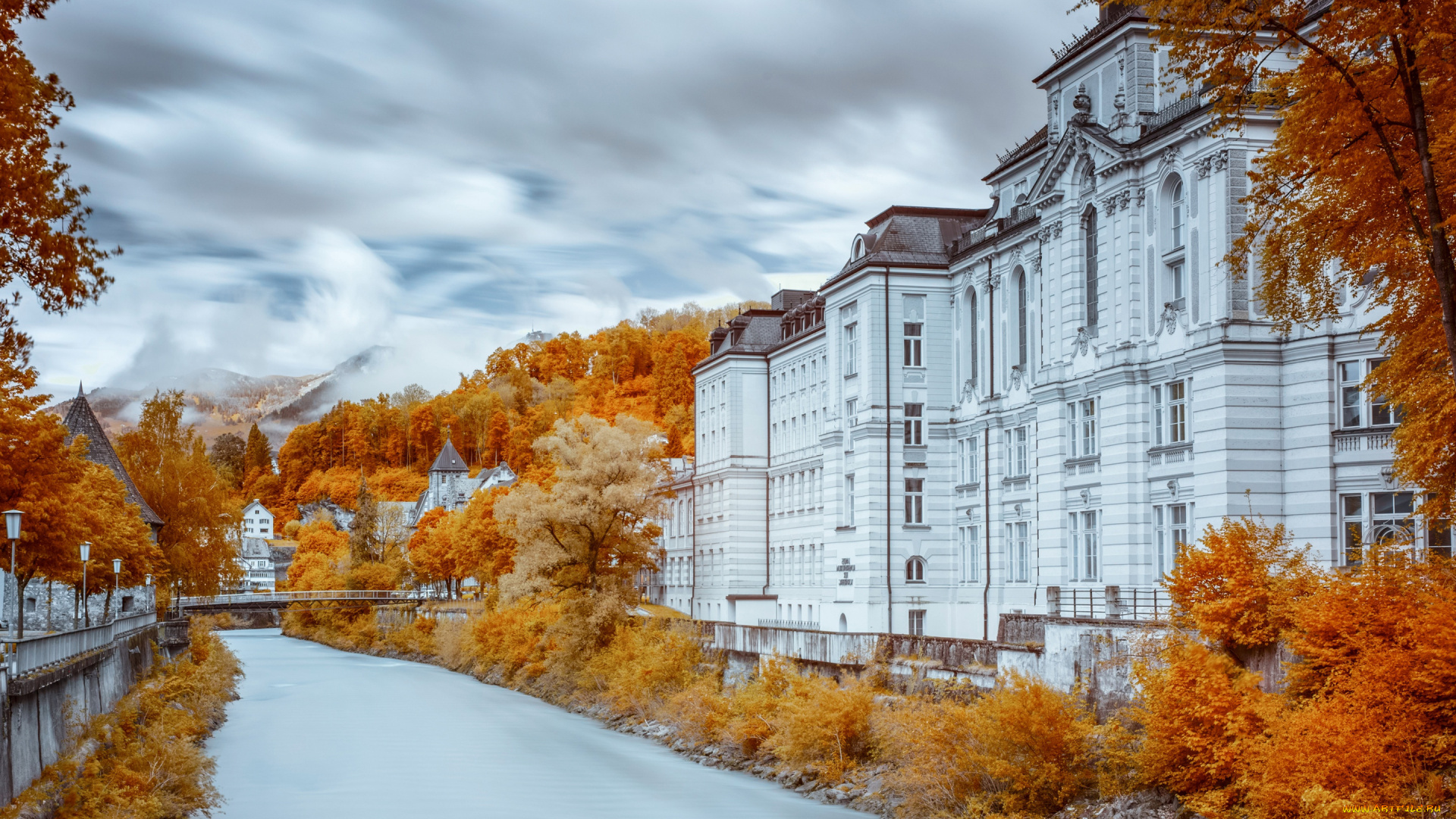 города, -, улицы, , площади, , набережные, мост, небо, горы, пейзаж, деревья, облака, золотая, осень, кустарники, обработка, европа, канал, набережная, водоем, берега, дома, здания, город, река, улица, листва