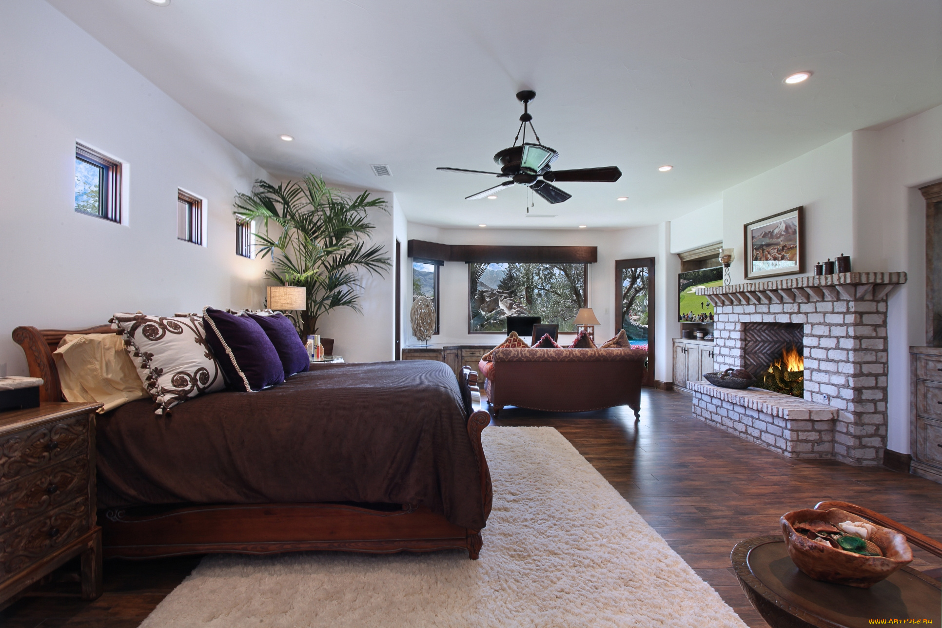 интерьер, спальня, кровать, вентилятор, окна, камин, диван