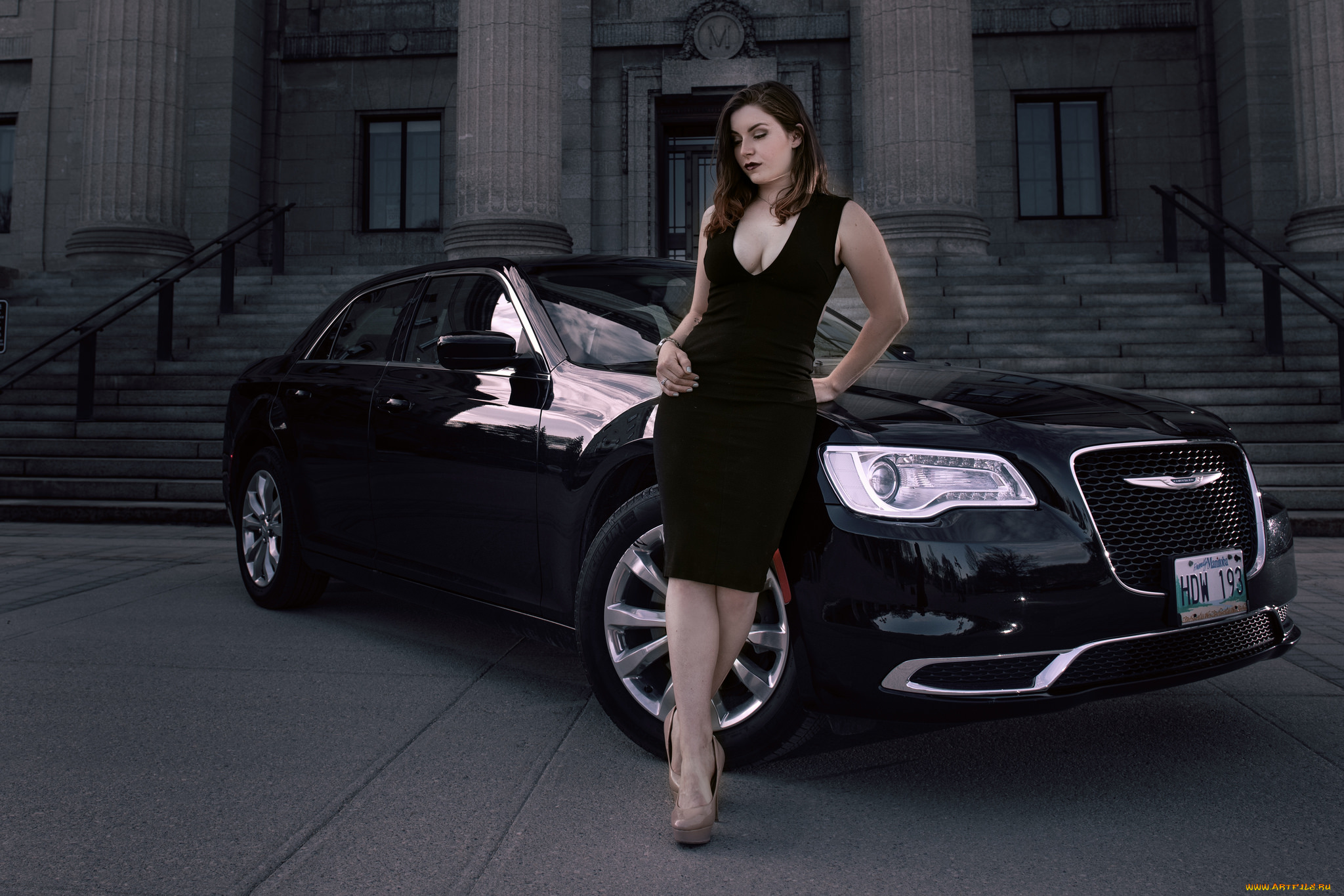 брюнетка, и, chrysler, автомобили, -авто, с, девушками, wallhaven, лестницы, женщины, на, открытом, воздухе, с, автомобилями, сhrysler, автомобиль, модель, брюнетка, декольте, каблуки