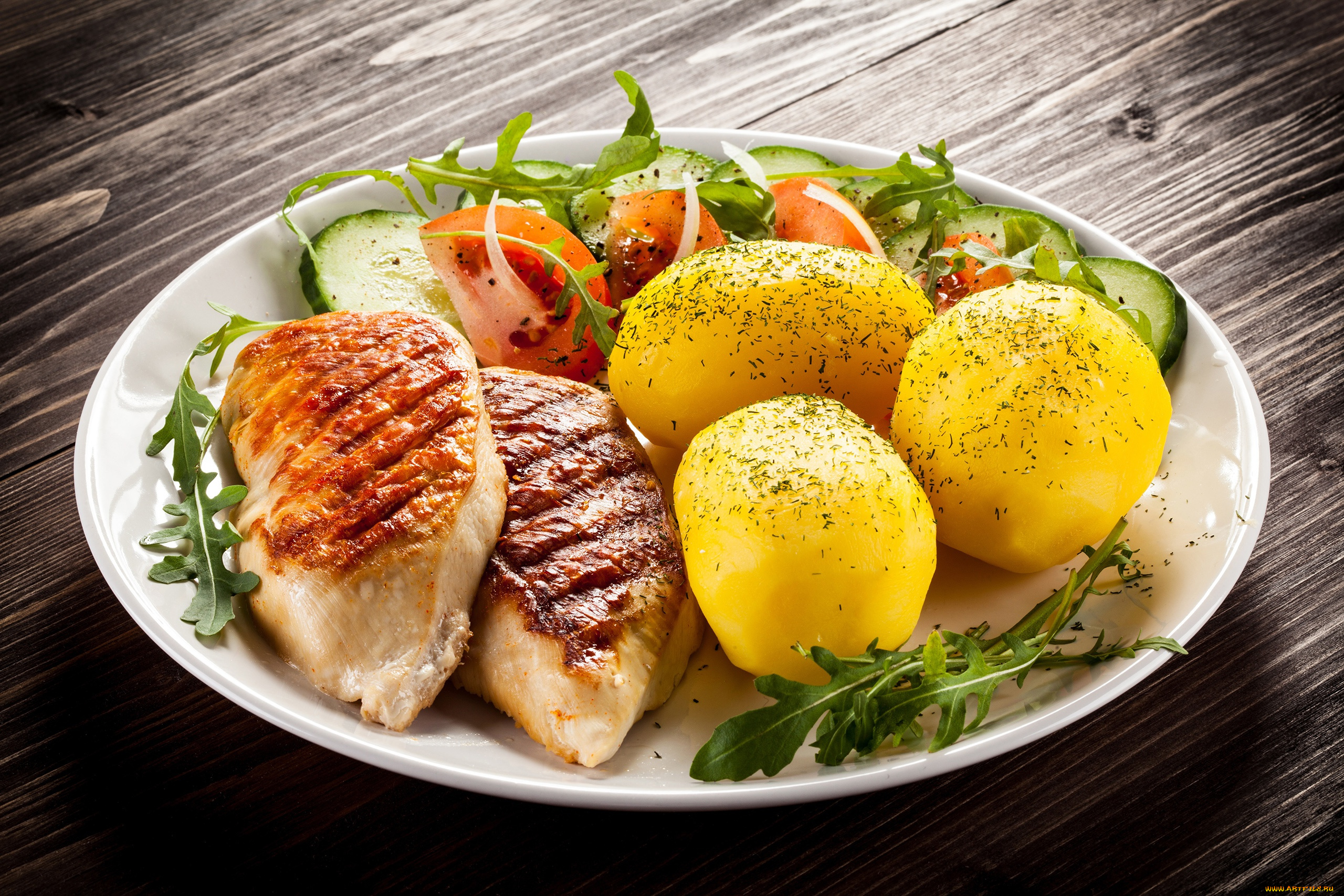 еда, вторые, блюда, мясо, овощи, тарелка, салат, помидоры, картофель