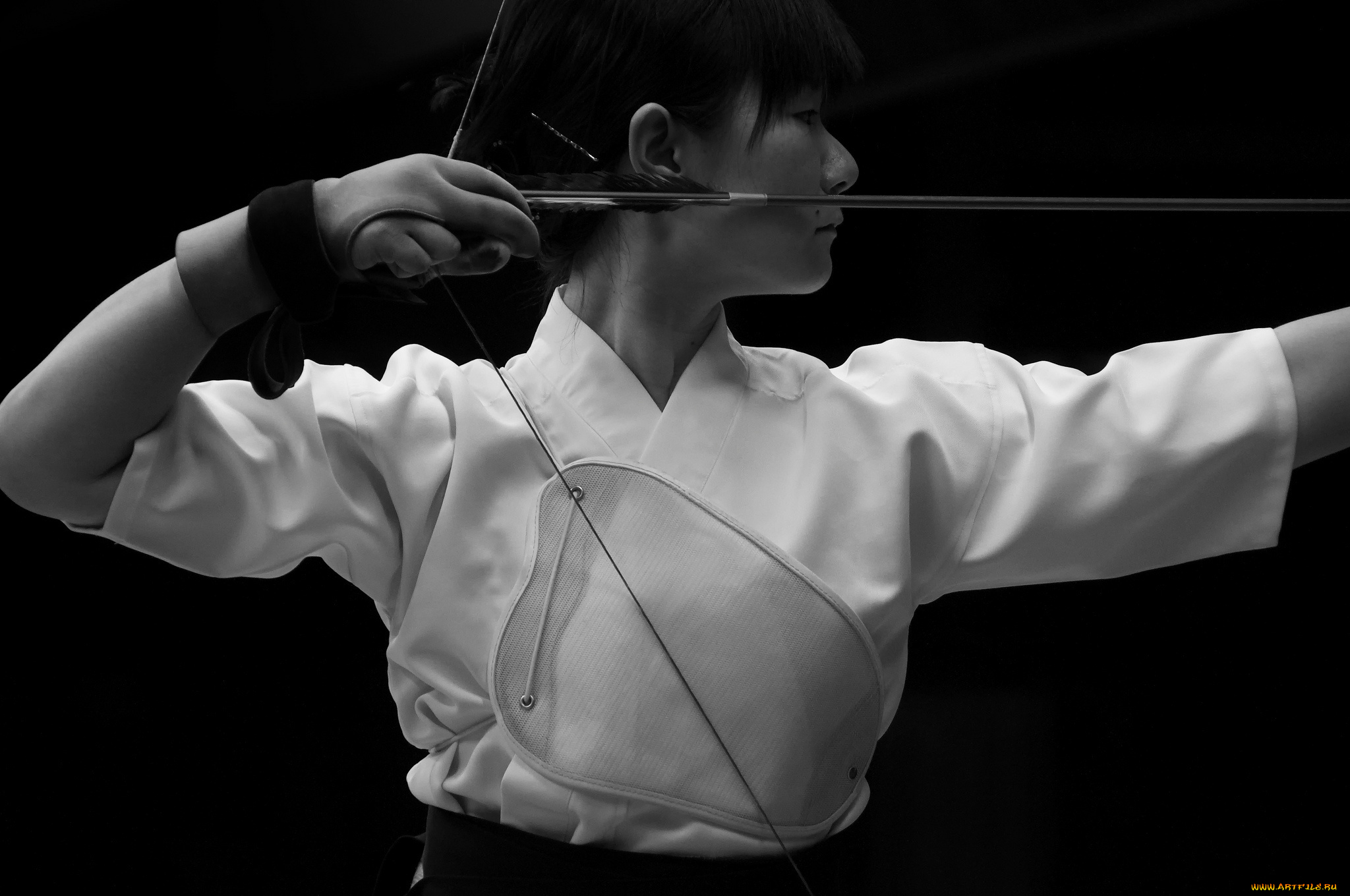 девушки, -unsort, , Черно-белые, обои, японская, девушка, лучница, прицеливание