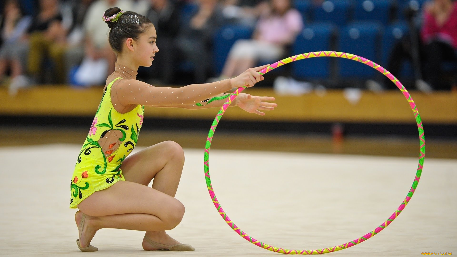 спорт, гимнастика, гимнастка, купальник, обруч