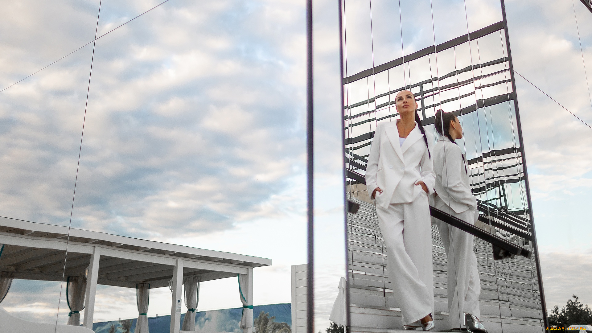 девушка, -, girl, девушки, -, брюнетки, , шатенки, девушка, женщина, шатенка, темноволосая, сексуальная, модель, звезда, позирует, разная, обувь, верхняя, стильная, одежда, нижнее, эротическое, бельё, трусы, лифчик, колготки, чулки, аксессуары, макияж, и, множество, элементов, на, фотографии