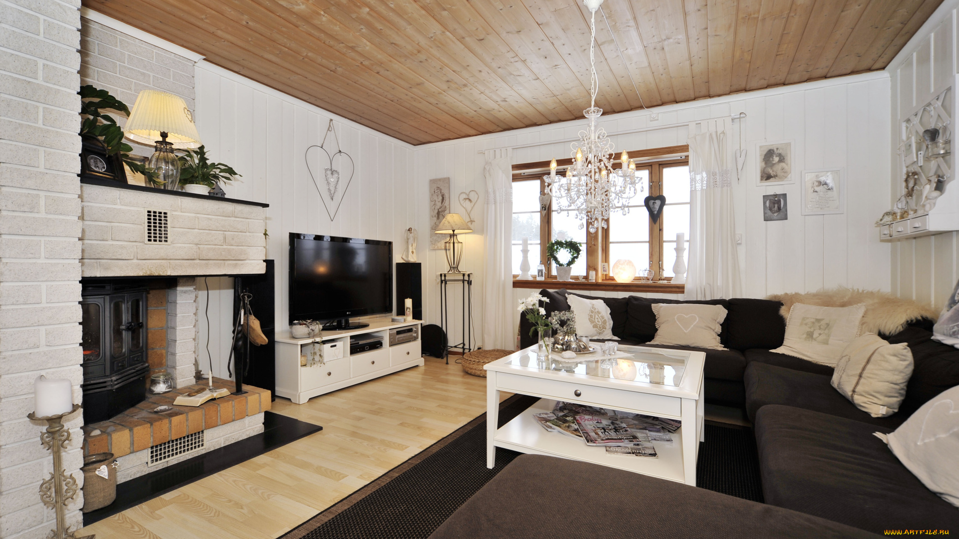 интерьер, гостиная, камин, подушки, диваны