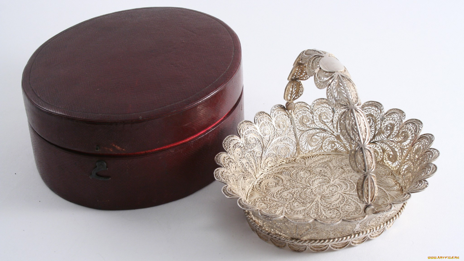 разное, посуда, столовые, приборы, кухонная, утварь, корзинка, серебро