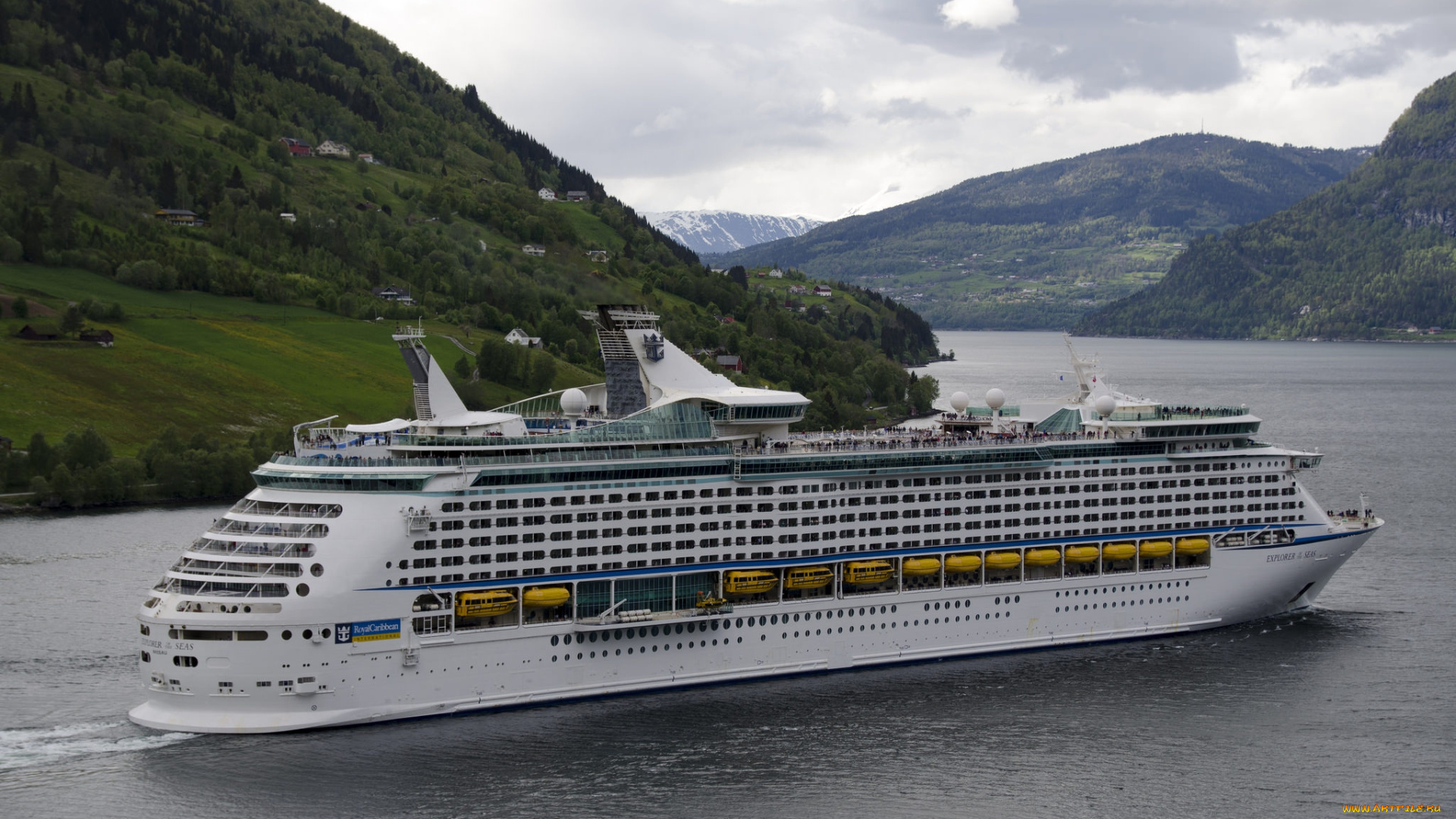 explorer, of, the, seas, корабли, лайнеры, круизный, лайнер
