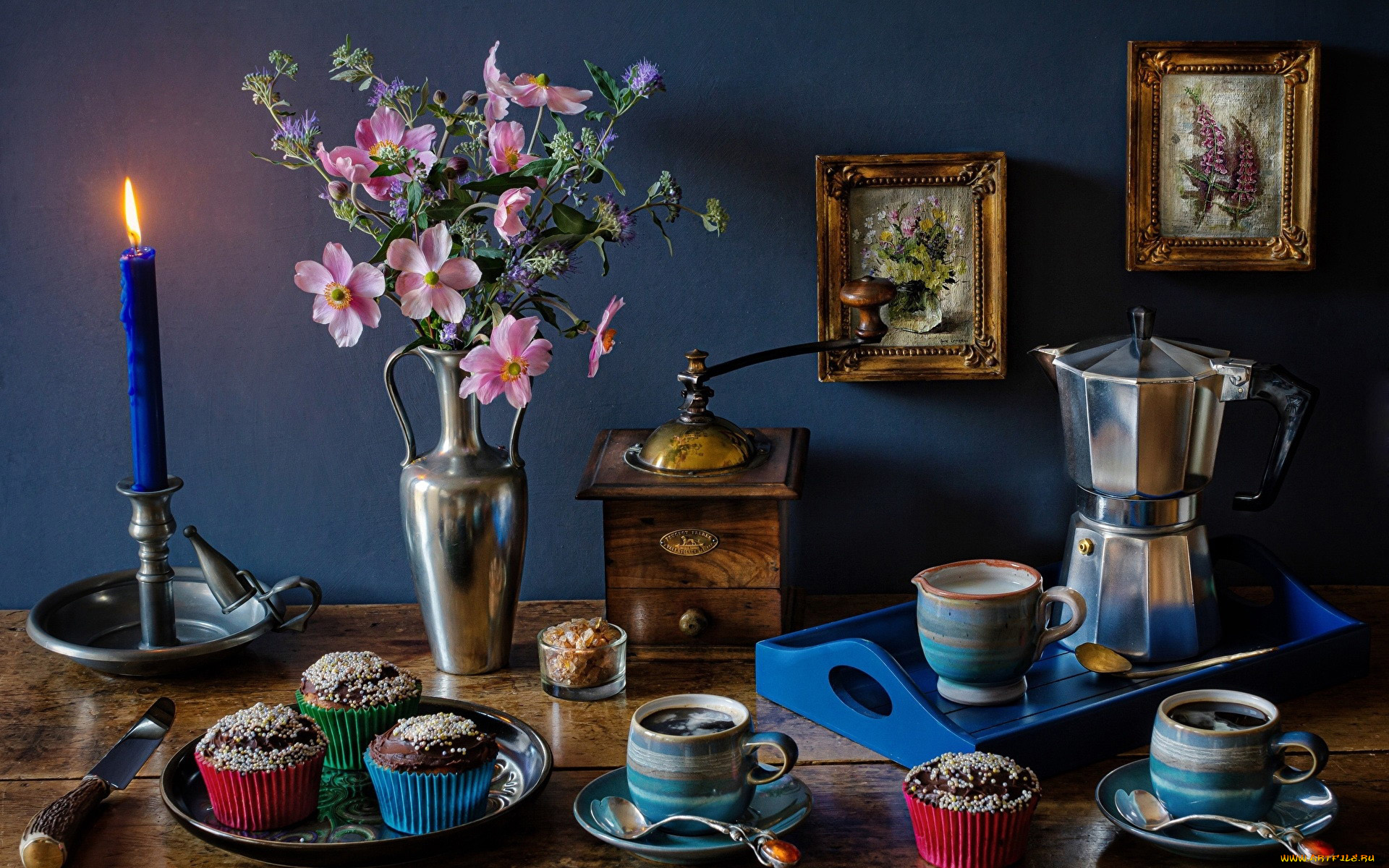еда, натюрморт, свеча, кофейник, кофемолка, букет, кофе, кексы