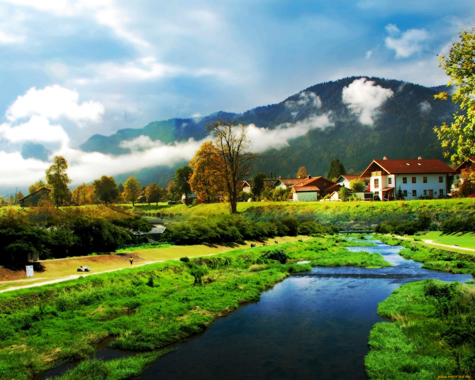 города, -, улицы, , площади, , набережные, горы, облака, дома, поселок, деревья, река